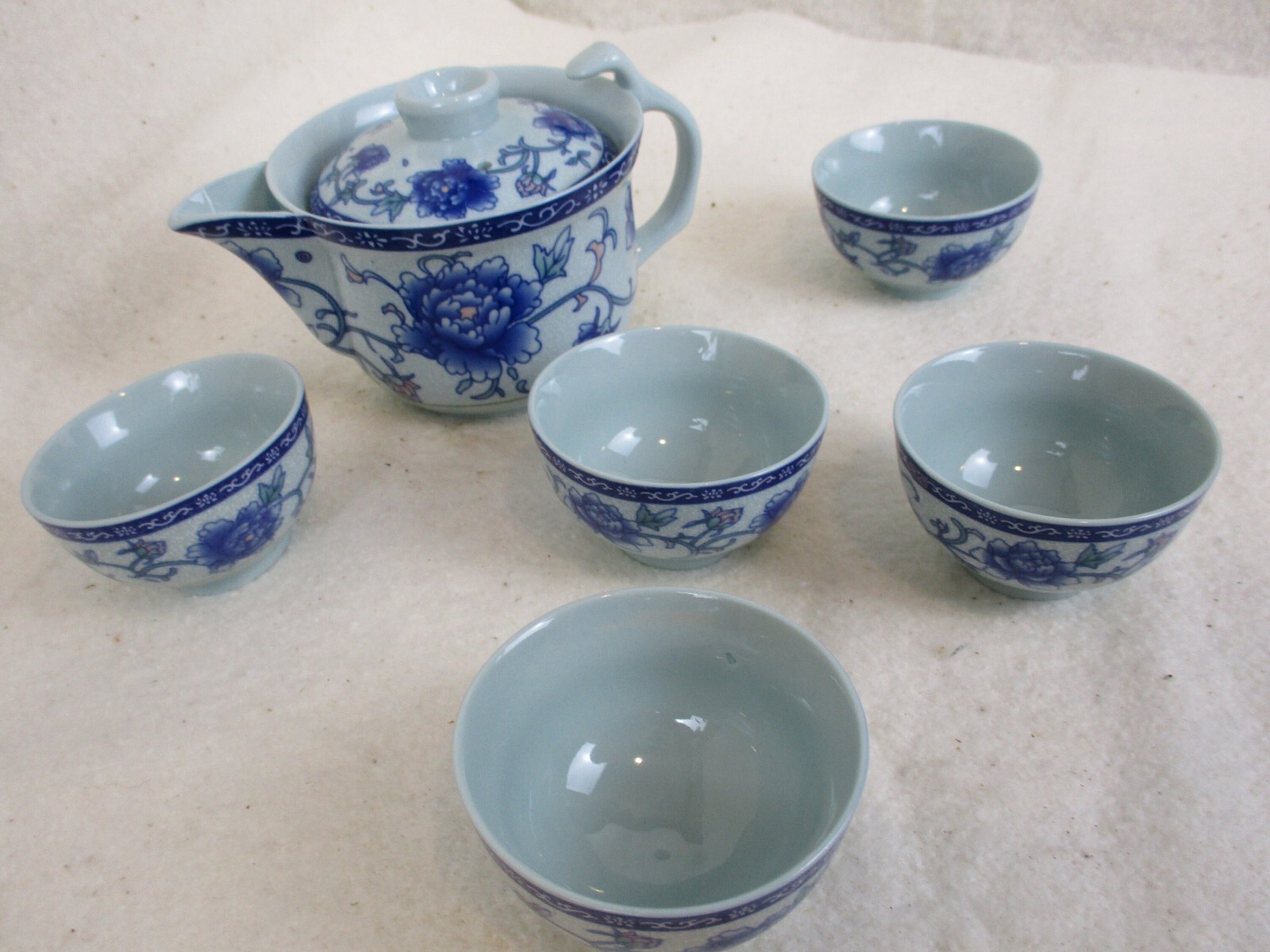 Tea Set, Blue Floral Tea set, Kettle and cups, Asian flare