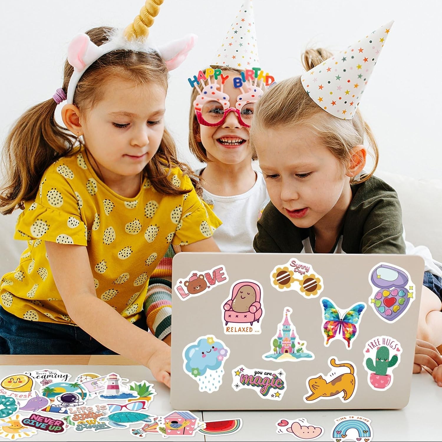 200 PCS Cute Stickers for Kids,Water Bottle Sticker Pack for Teens Girls Boys…