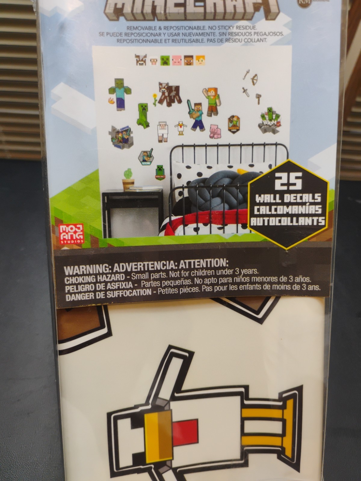 RMK5366SCS Minecraft Characters Peel and Stick Wall Decals. New Damaged Package