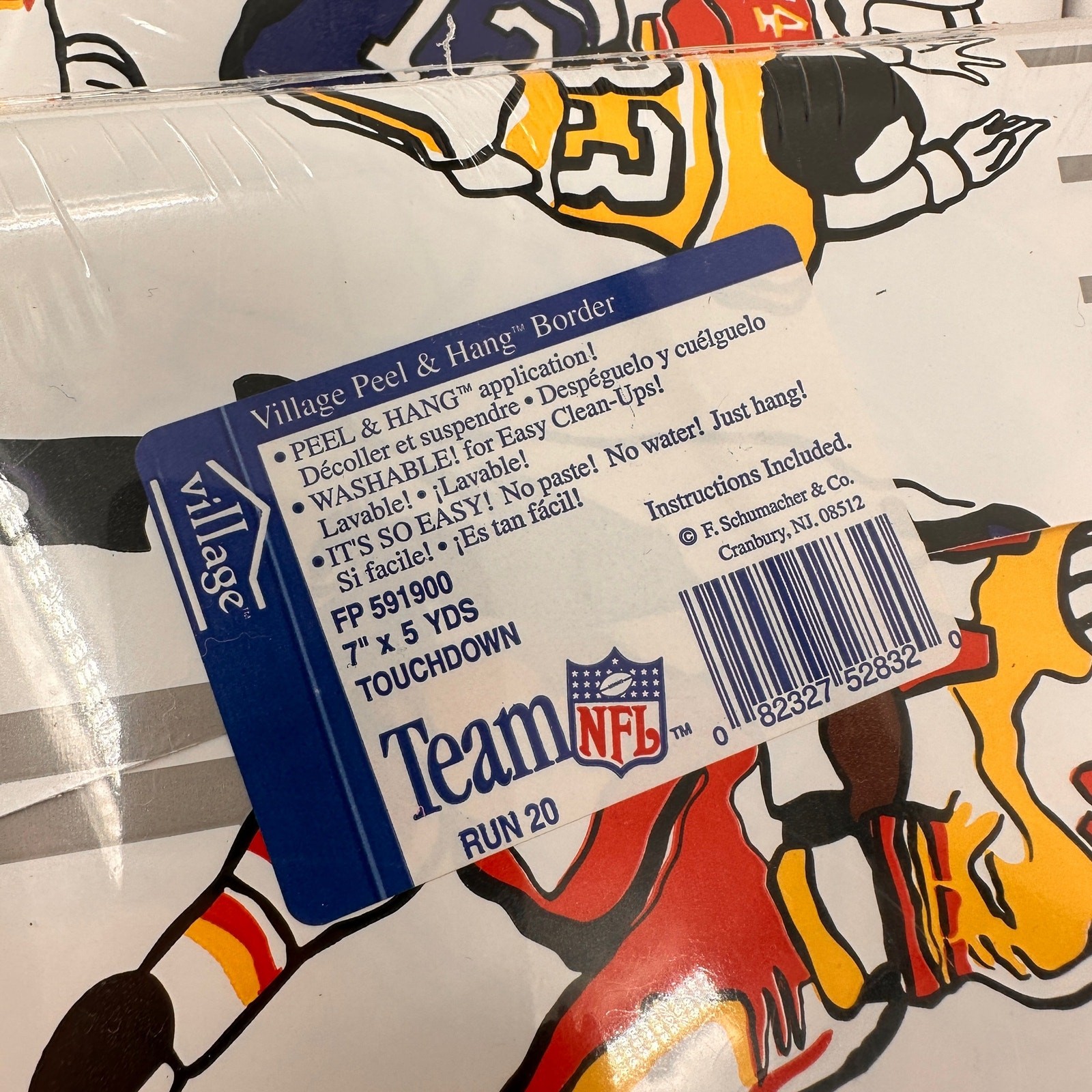NFL Peal & Hang Football Borders Set of 3 New New with tags