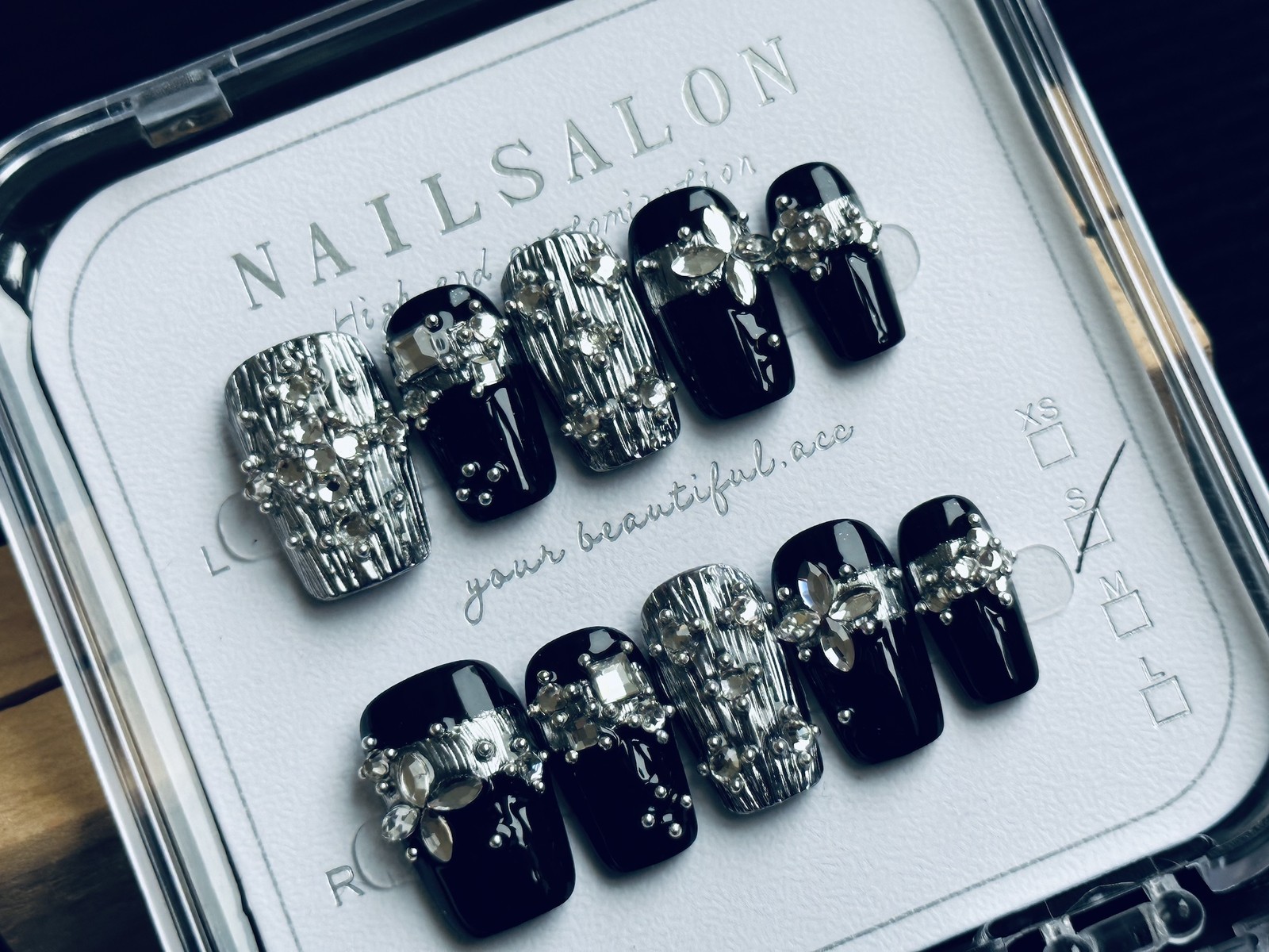 Press On Nails T076