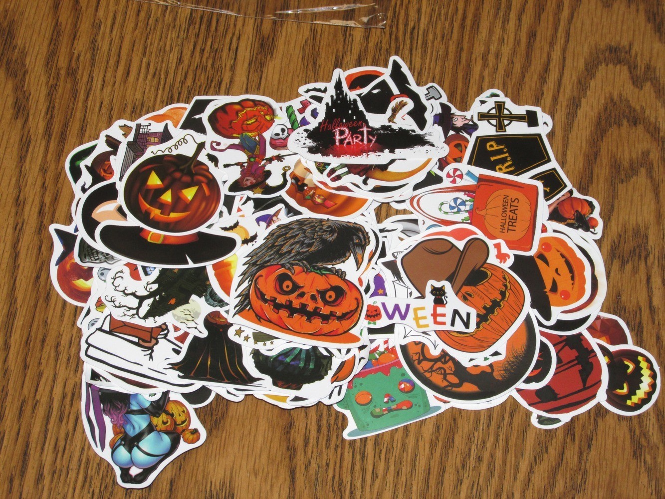 Halloween Mix Sticker Lot 100 Stickers Horror Kids To Adults Something For All!