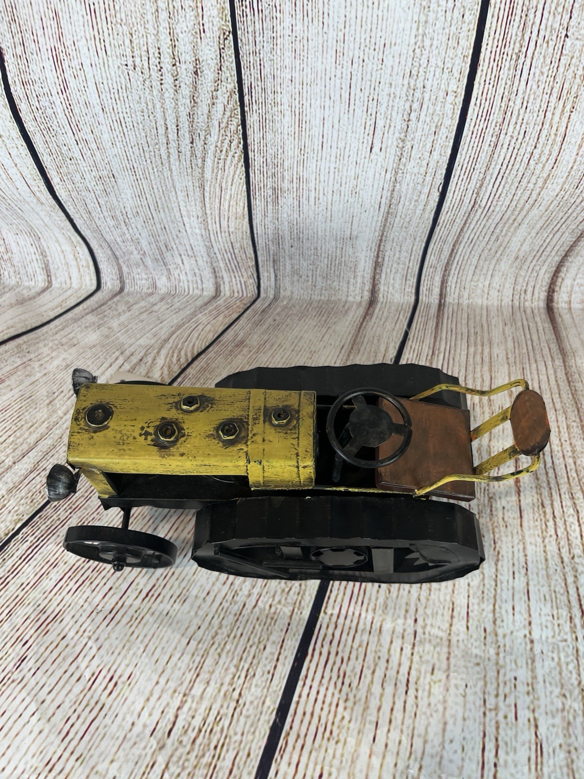 Avery Vintage Metal Yellow Tractor Farmhouse Home Decor Rustic 9.5” New Old Stoc