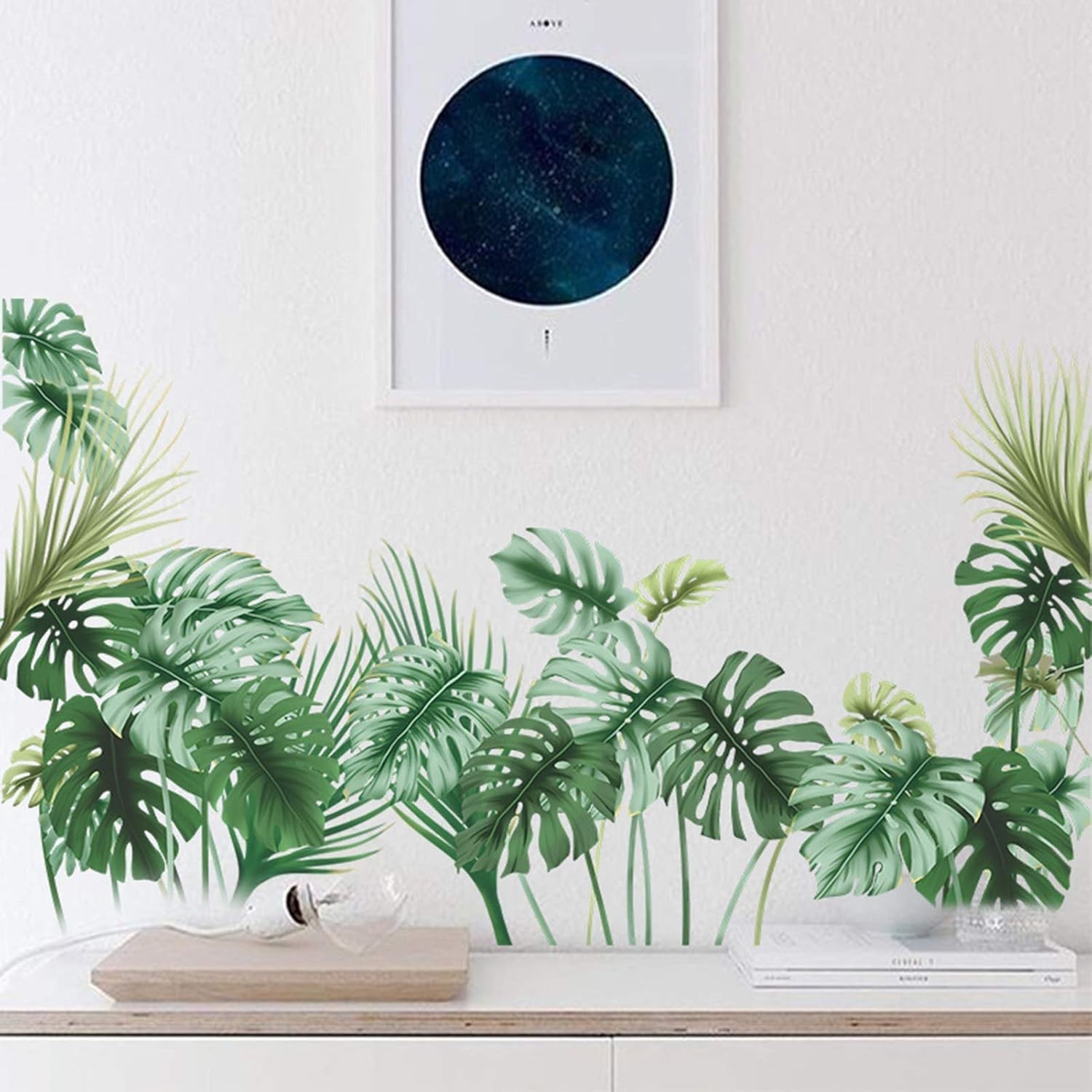 Tropical Palm Leaf Wall Decals – Vivid Vinyl Stickers for Elegant Living Spaces