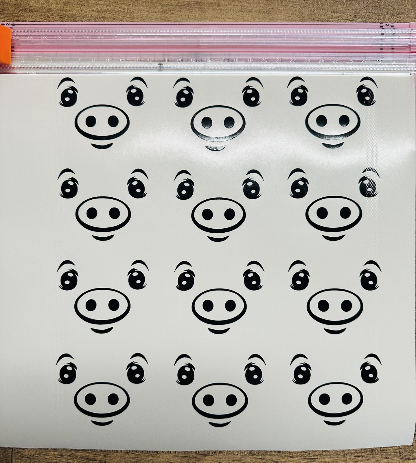 12 Pig Face Vinyl Decals 2×2.5 Inches Each
