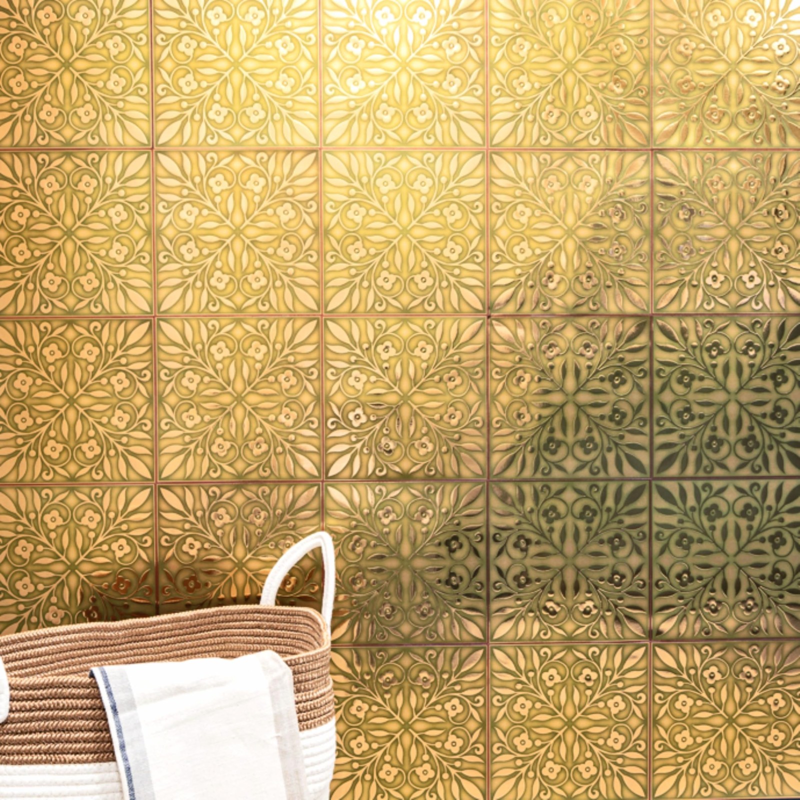 Main Street 24-Pack of 8 x 8" Wallpaper Tiles Peel and Sitck in Gold and Gree…