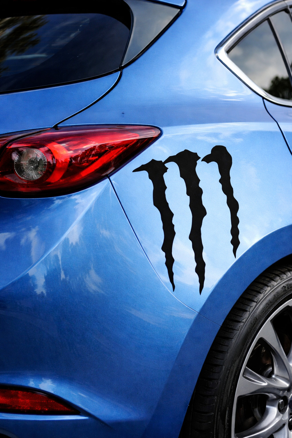 Racing Energy Style Vinyl Sticker Claw Marks
