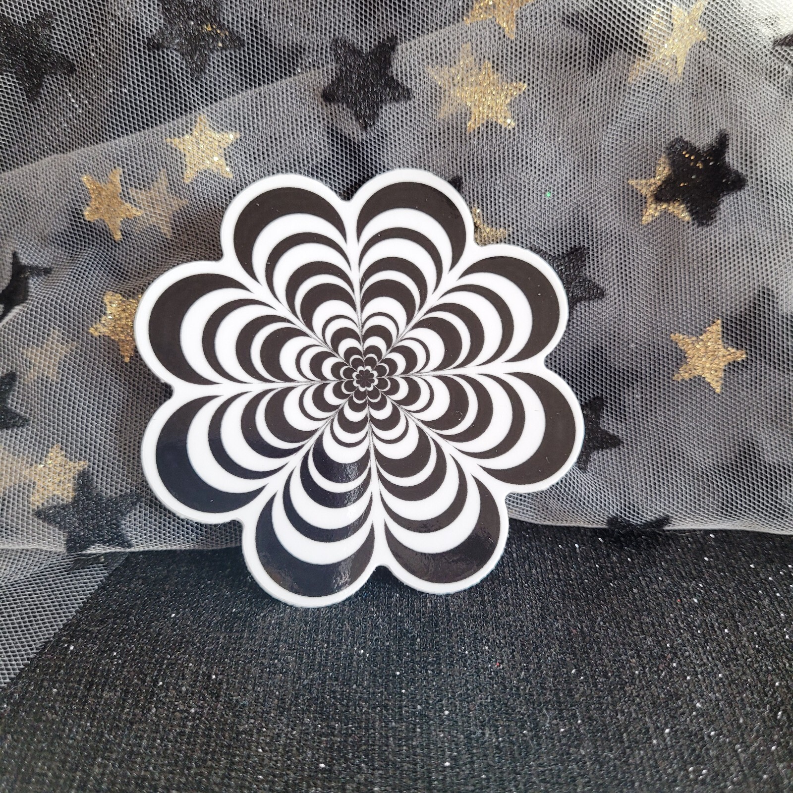 BWC010-Flower Shaped Black White Sticker | Flowers | Monochromatic | Psychadelic