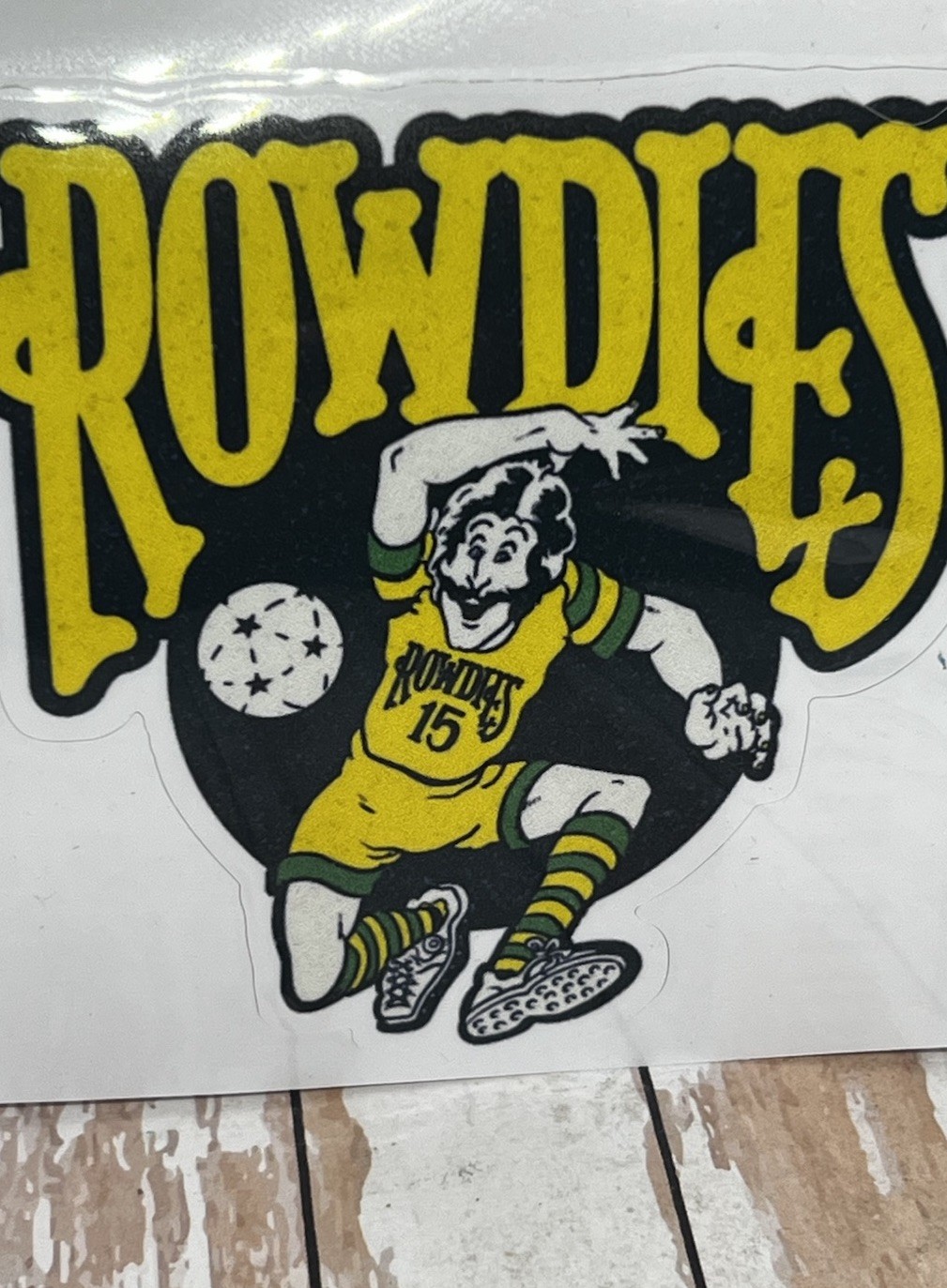 Tampa Bay Rowdies Soccer Vinatge Logo Decal Sticker Laptop Locker Car Truck NEW