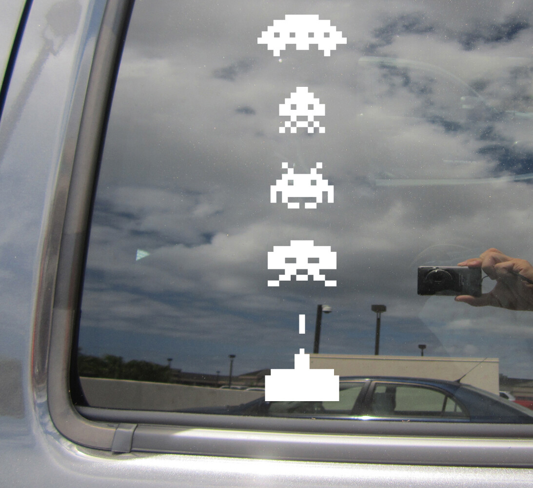 Space Invaders – Retro Classic Video Game Car Laptop Vinyl Decal Sticker 06026