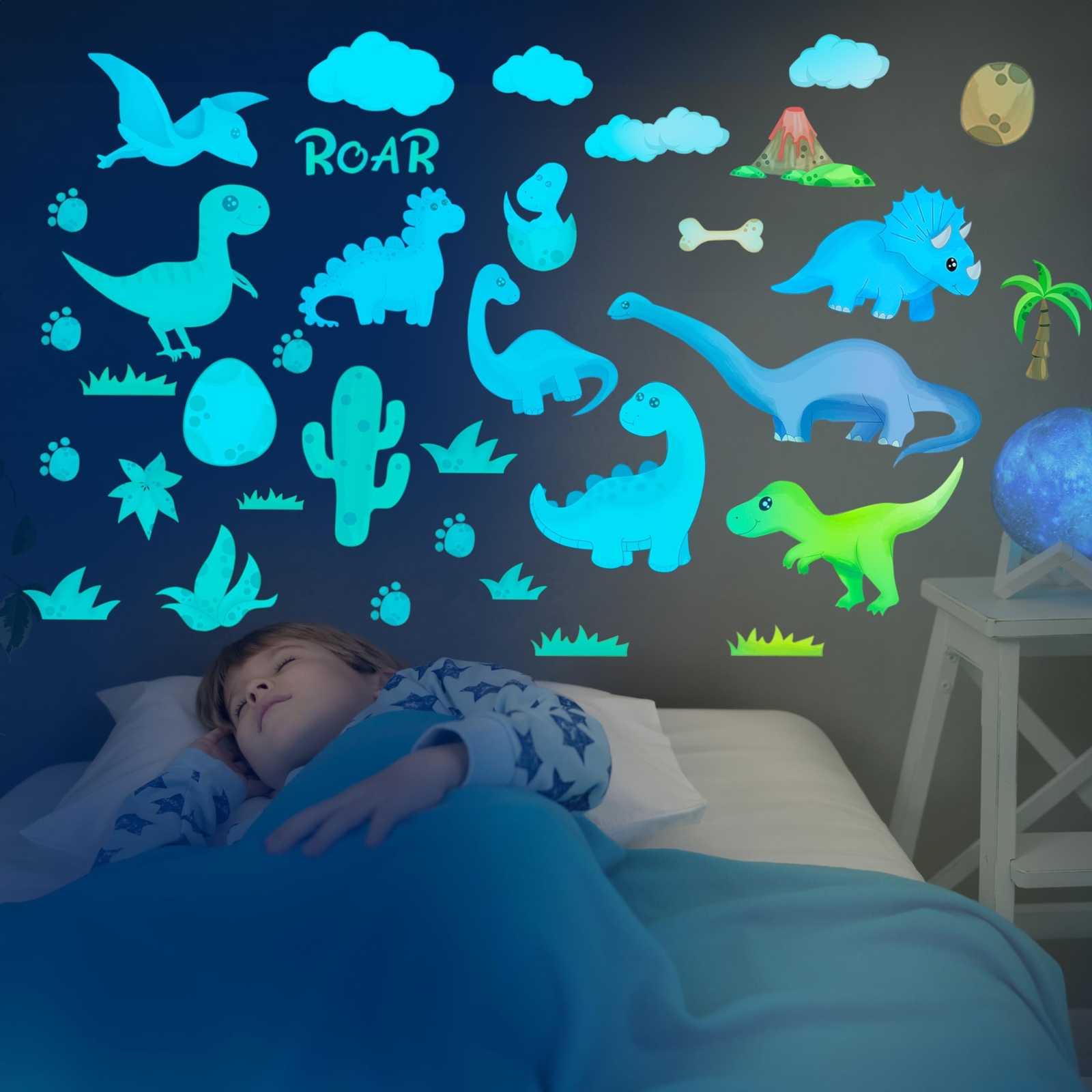 Dinosaur Room Decor,Glow in The Dark Dinosaur Wall Decals for Boys Bedroom, K…
