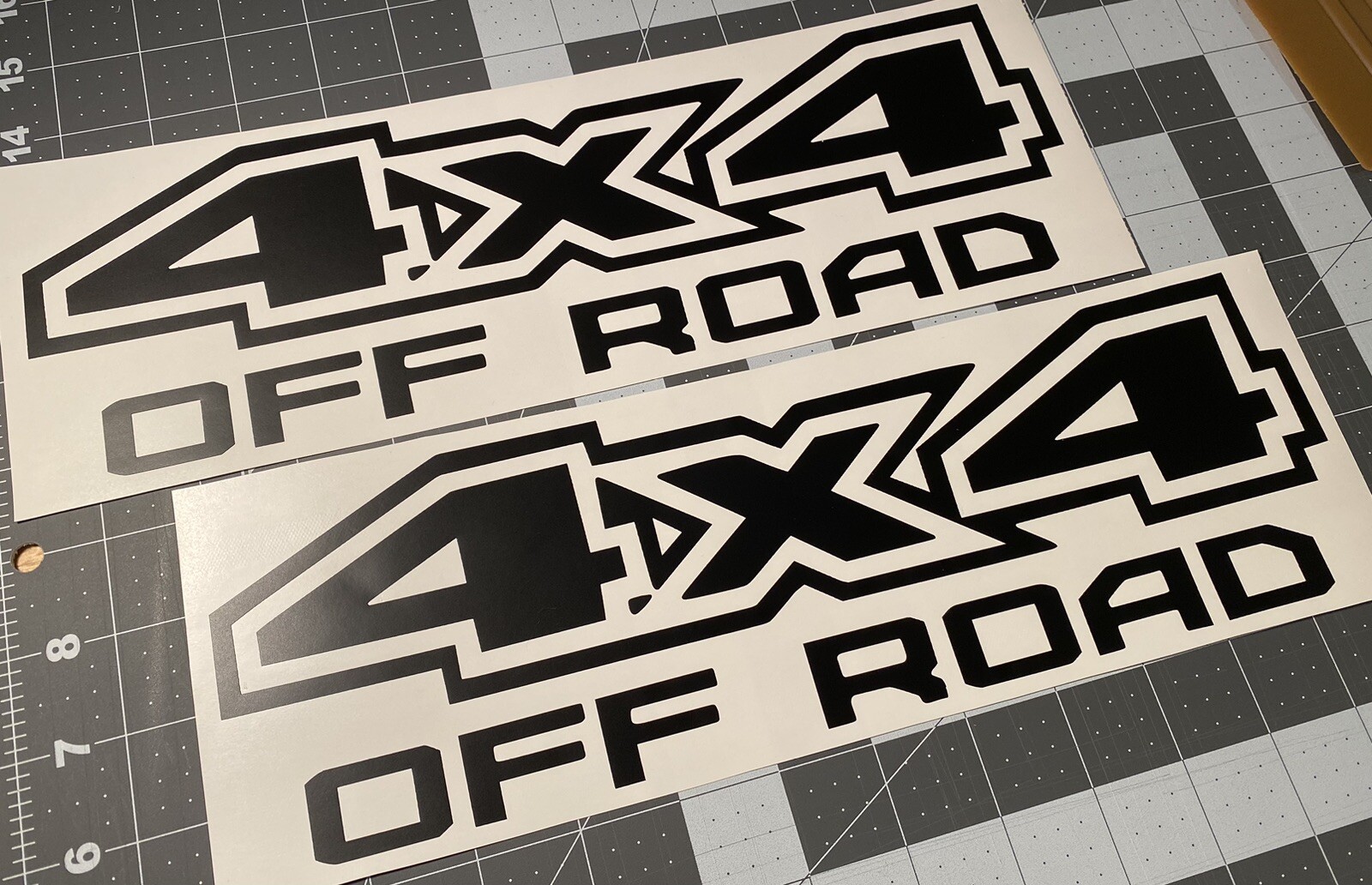 Vinyl Decal – 4X4 Off-Road (Set of 2 Decals)