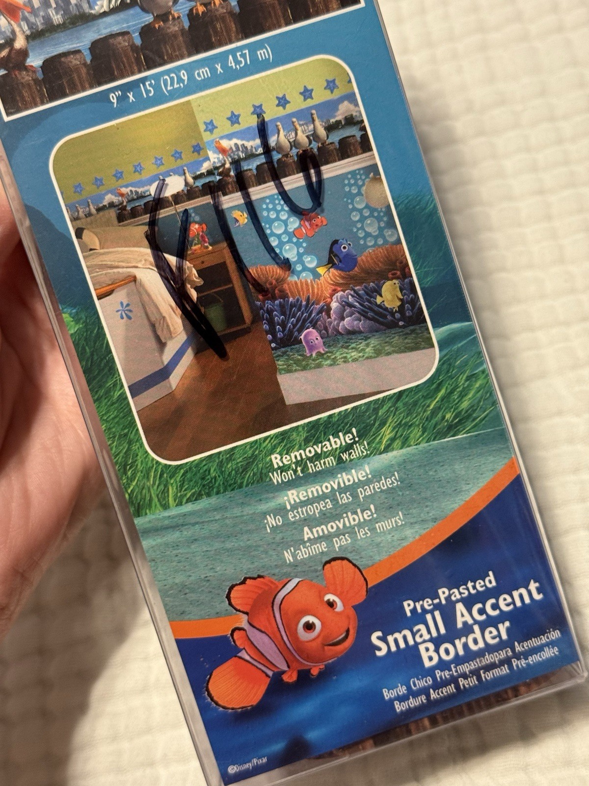 Finding Nemo VTG Self-Stick Wall Border 9" x 15' Nursery Kids Room- NEW