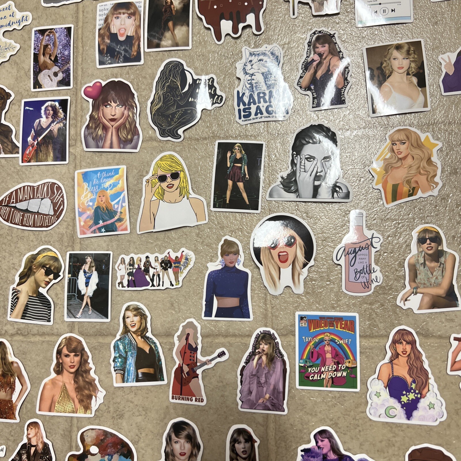 100 Piece Taylor Swift Stickers Laptop Luggage Decals Dope Wall Sticker Lot D