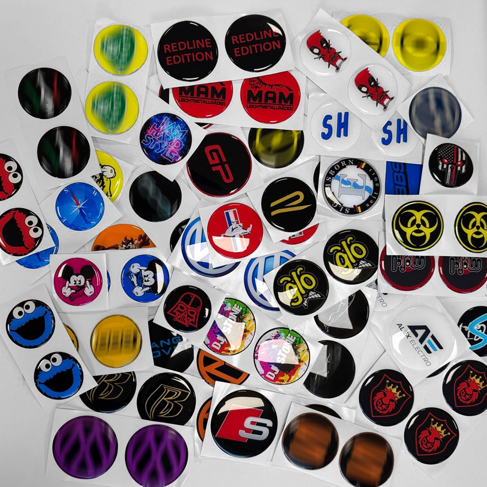 Custom-Made 3D Domed Stickers – UV & Weatherproof Resin Labels – EU Quality