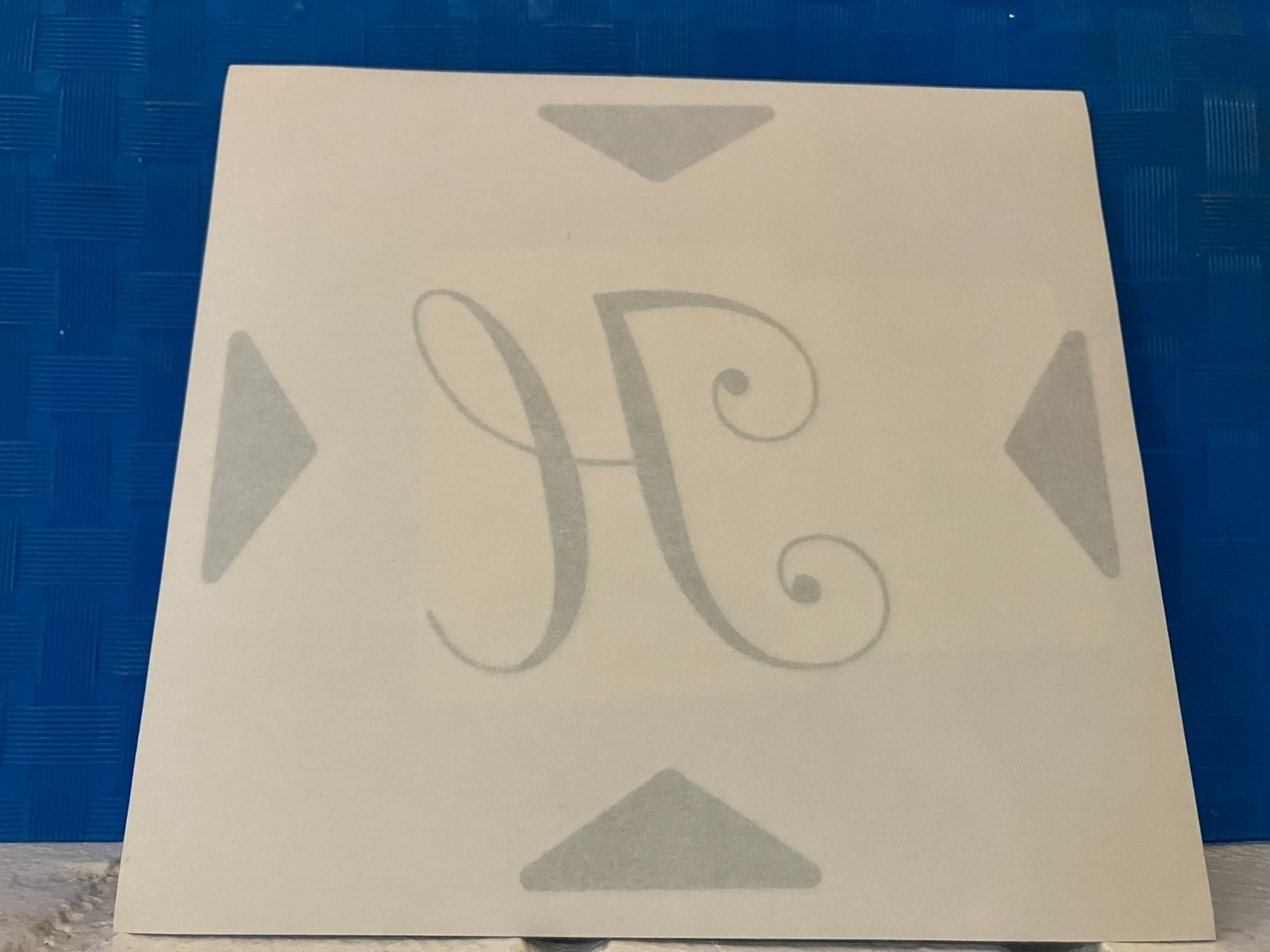 4 Uppercase Living Decals with Initial "H" in Etched Glass Vinyl Pattern