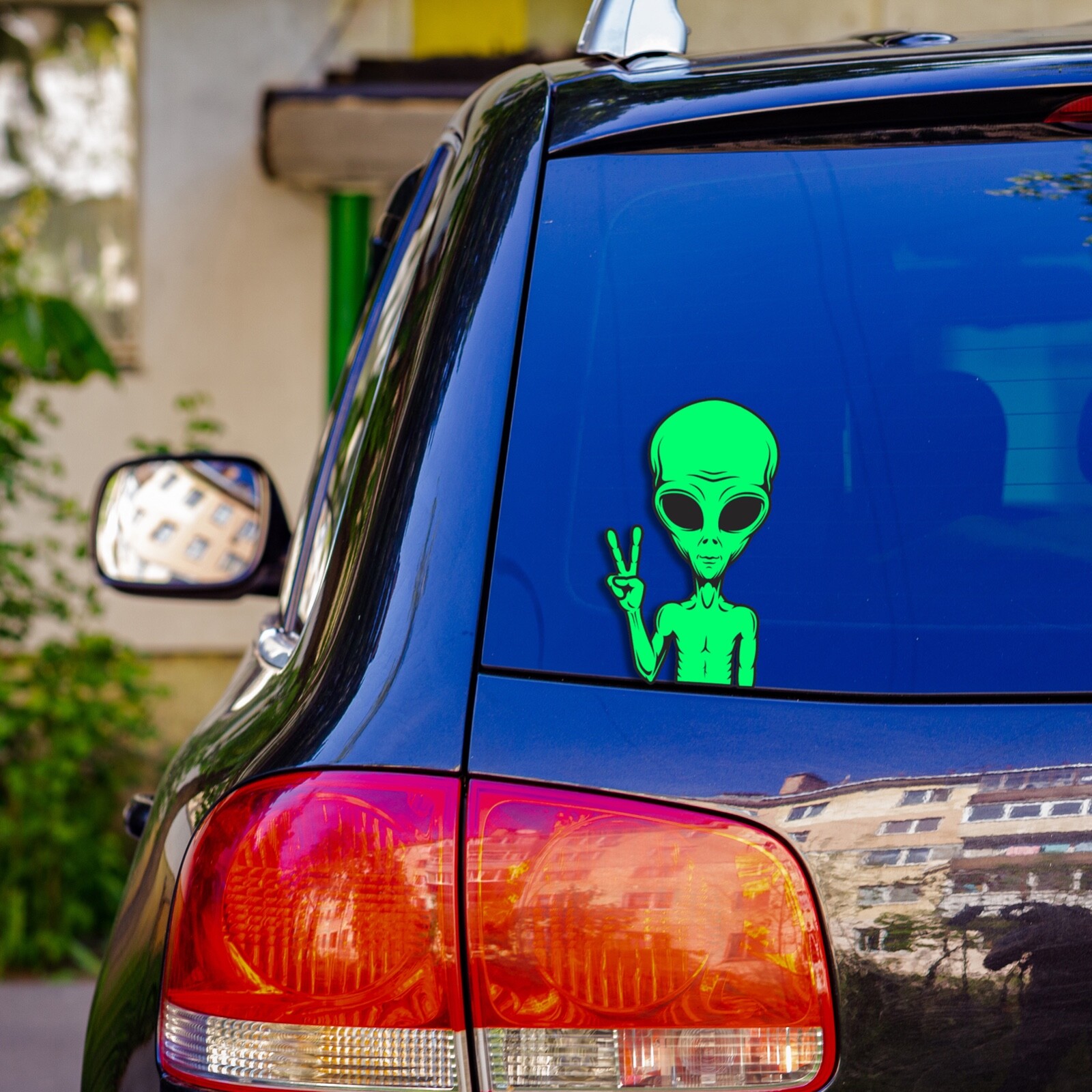 Funny Alien Car Sticker Peace Sign Decal UFO Space Extra Head Vinyl Car Bumper