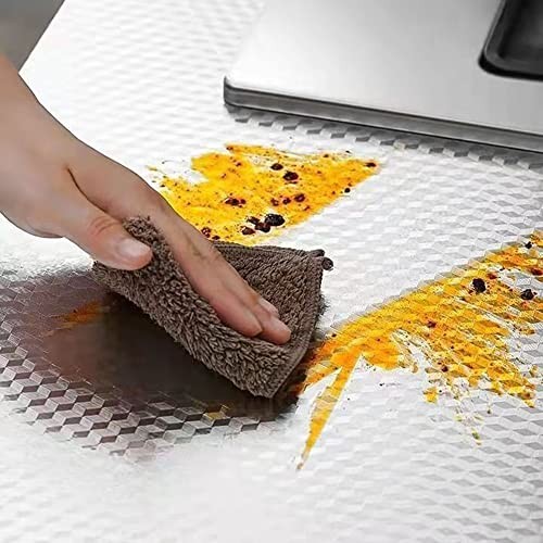 Waterproof & Oil-Resistant Aluminum Foil Peel & 15.7"W x 394"L Silver Chequer