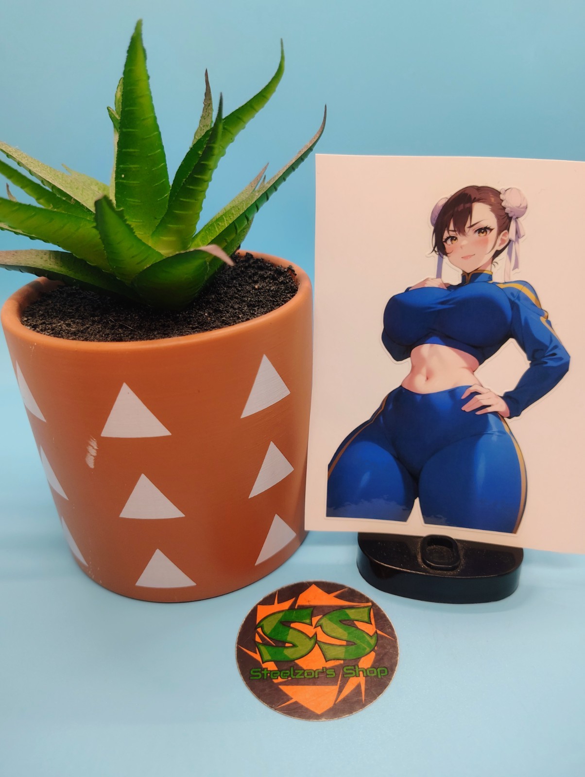 (4.5 Inches) Street Fighter – Chun-li (Workout #2) Water-Resistant Vinyl Sticker