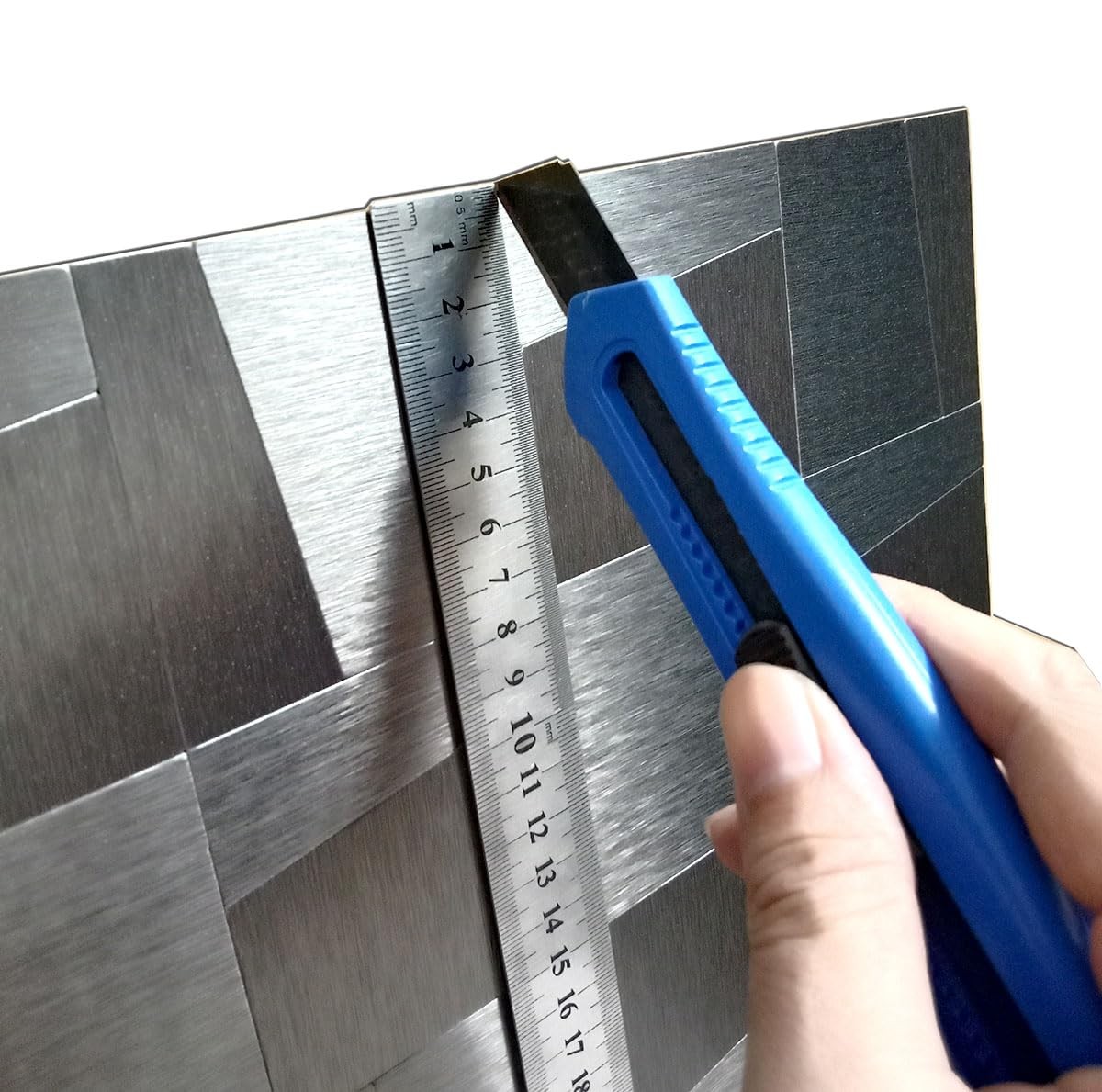 10-Sheet Peel and Stick Metal Backsplash Tiles, Self Adhesive Brushed Aluminu…
