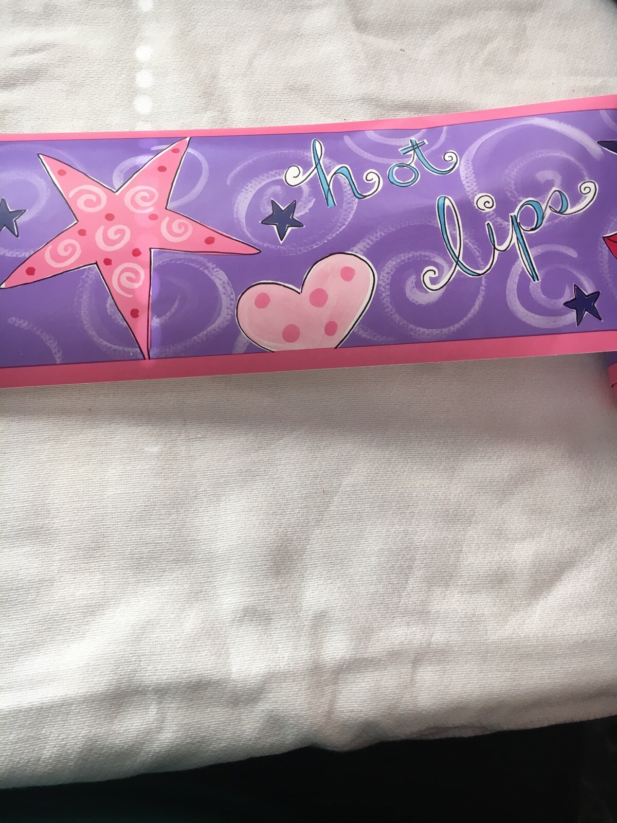 HOT LIPS PURPLE PINK HEARTS STARS LIPS WALLPAPER BORDER. QUIRKY NEW!