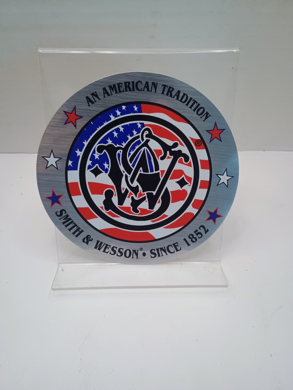 Smith and WESSON American Tradition Round Sticker 5"Inch