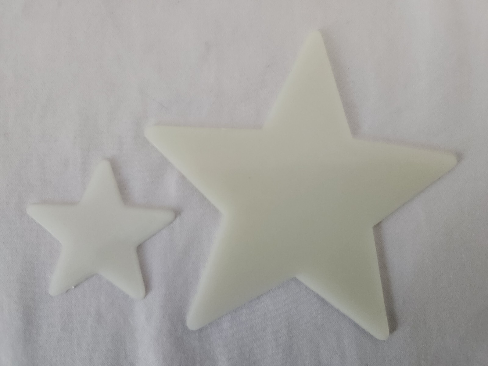 DaMert Company Plastic Jar of 129 GLOW STARS Classic Toys of the 20th Century