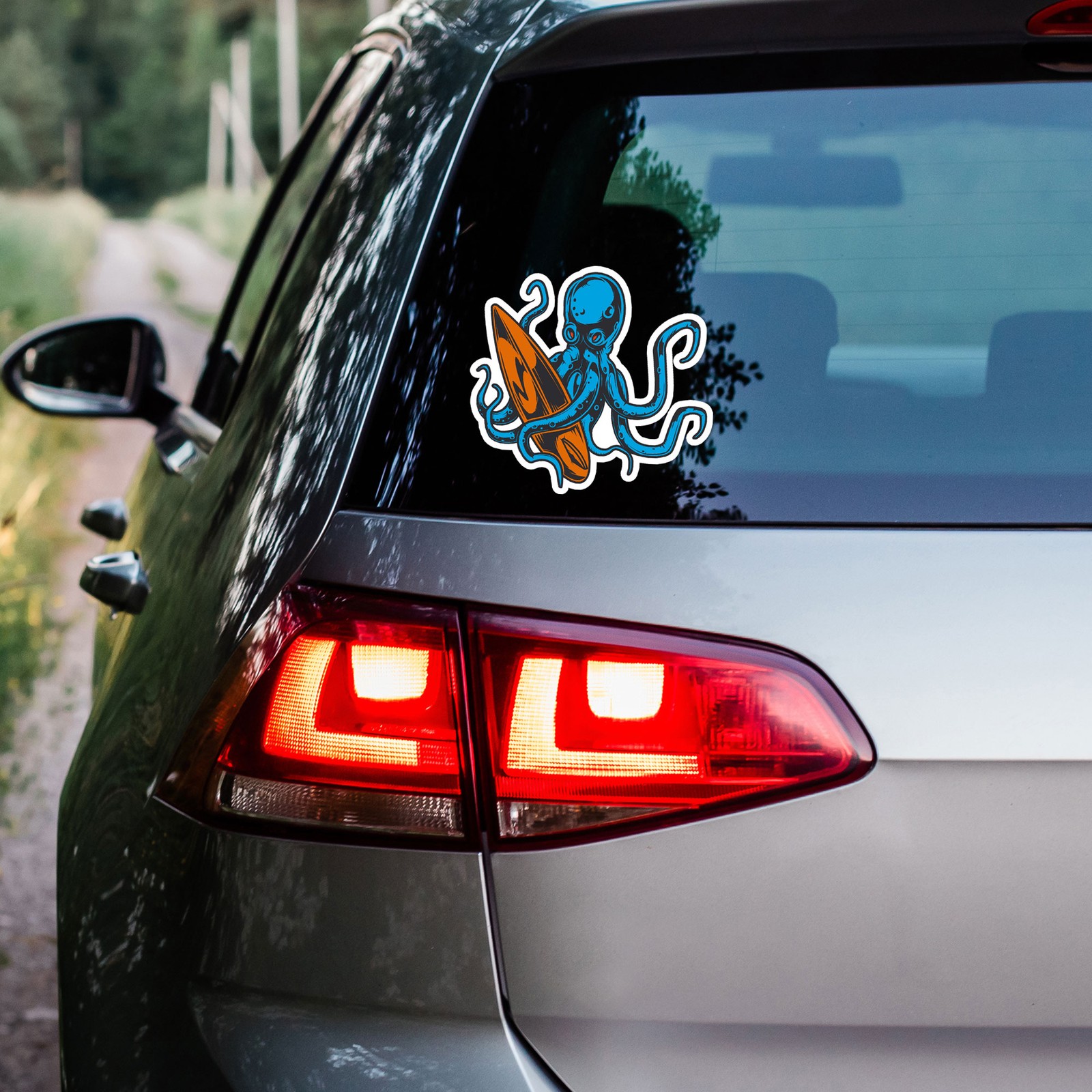 Octopus Surfboard – Vinyl Decal Sticker – Car Window Laptop – ebn11447