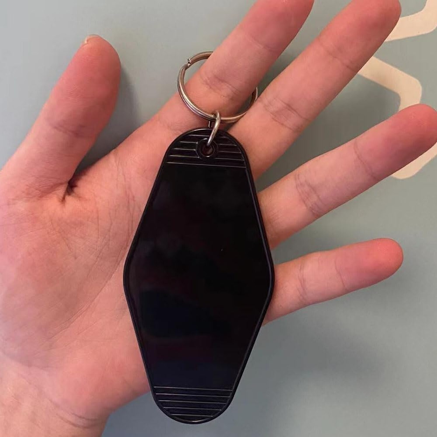 Golf Cart Keychain Plastic Retro Motel Golf Cart Key Chain for Women Men Black