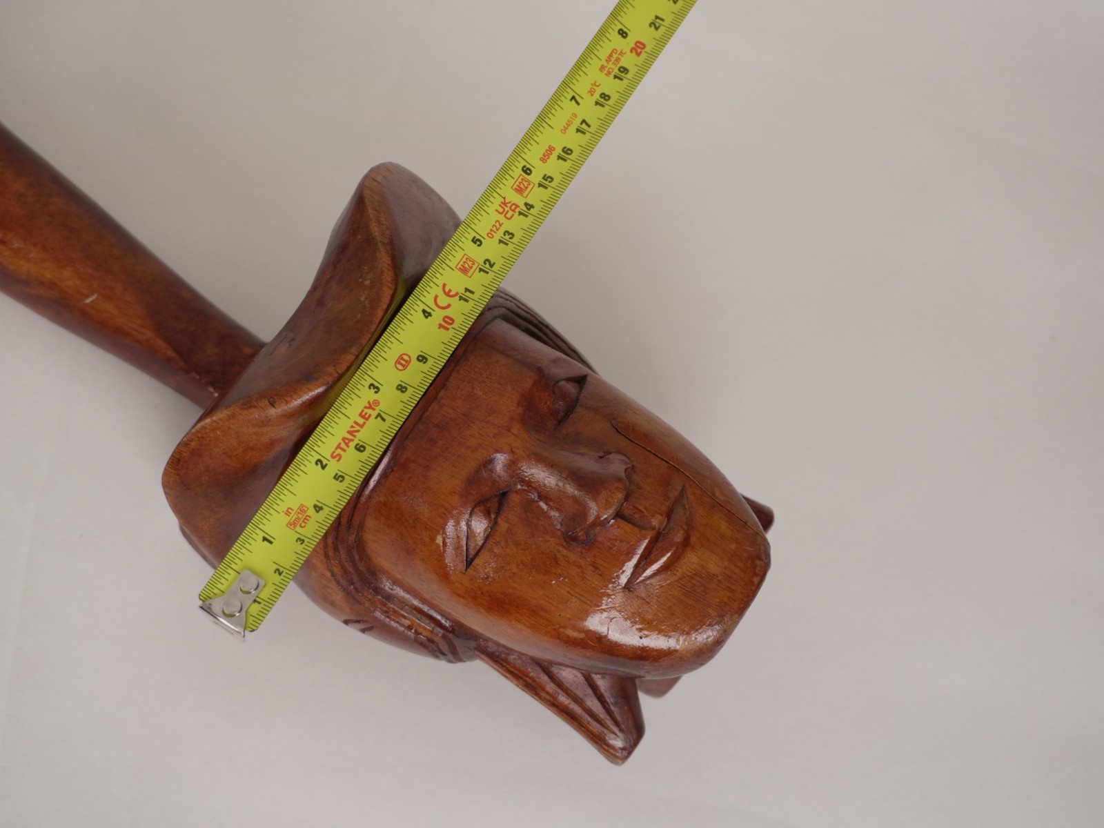 Home decoration Cigarette Ashtray Wood craving folk art Wall Hanging