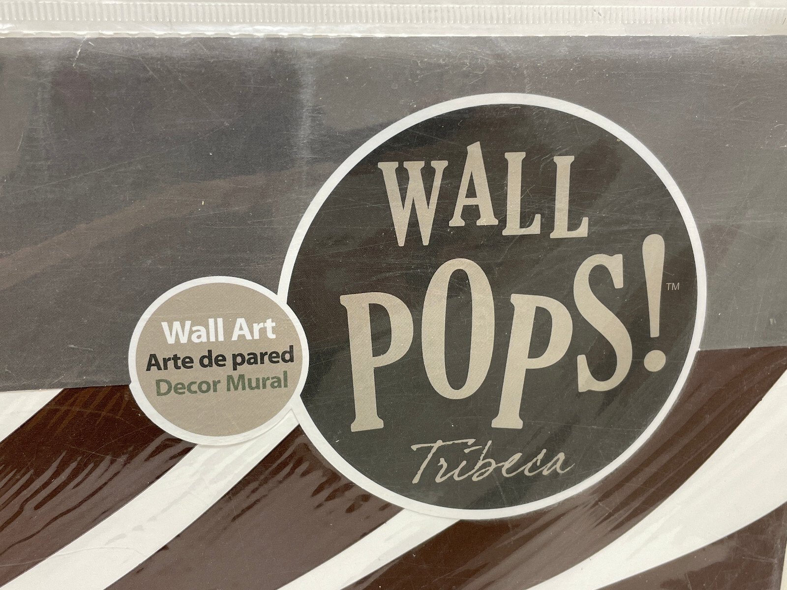 Wall Pops! "Blox animal instinct" set of 4 self-stick removeable decals