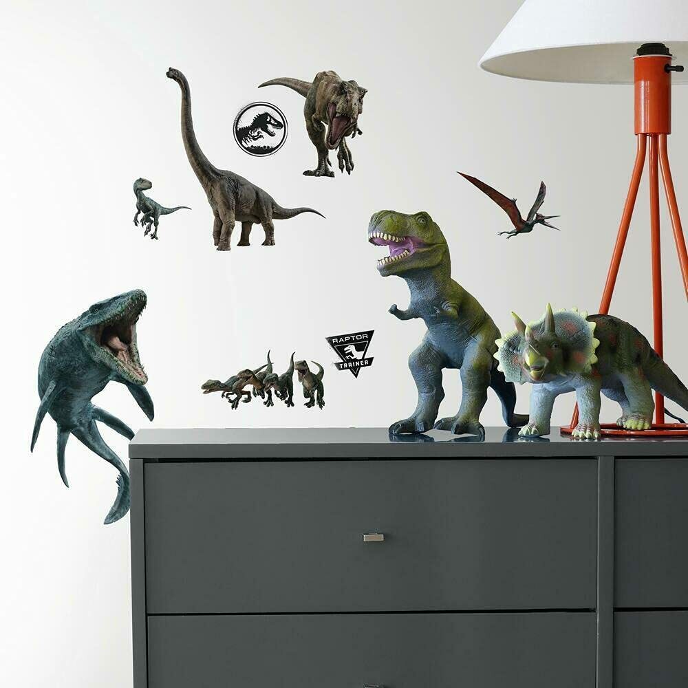 RoomMates RMK3798SCS JURASSIC WORLD Removable & Repositionable Wall Decals 19pc