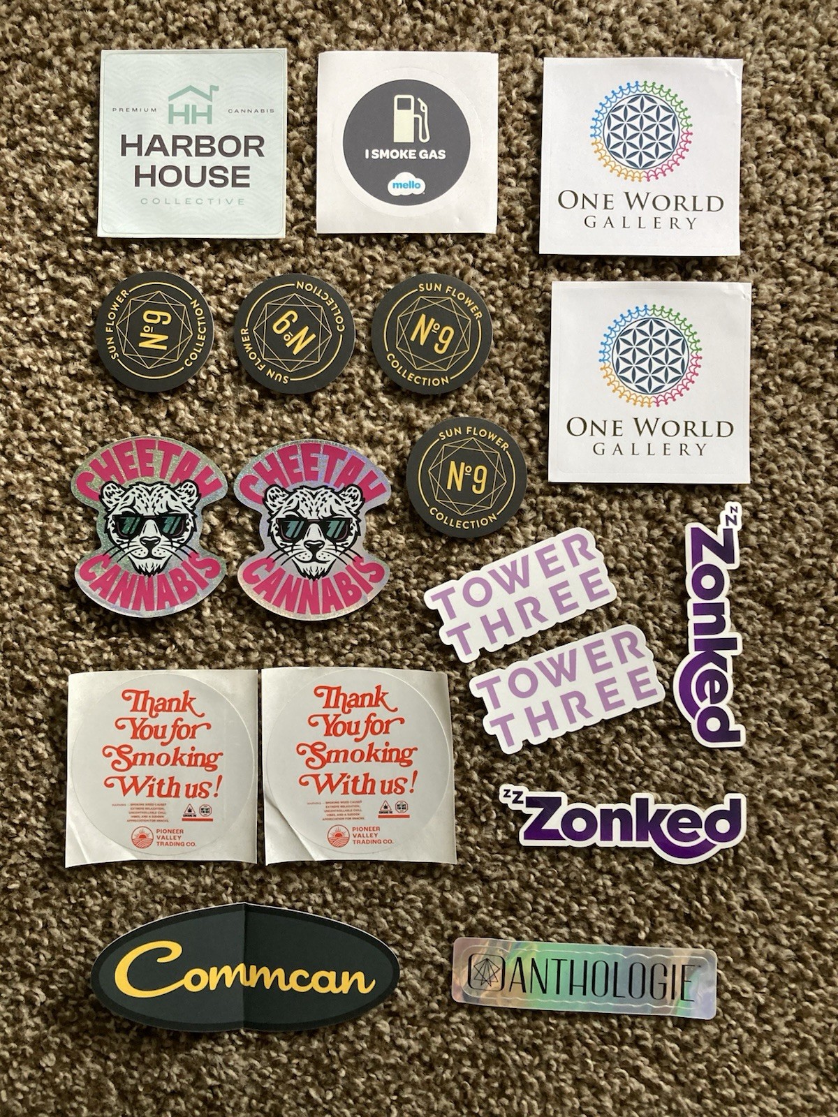 1/2 LB OF CANNABIS STICKERS/125+ DECALS/LOT OF PRODUCT, STRAINS & GROW STICKERS