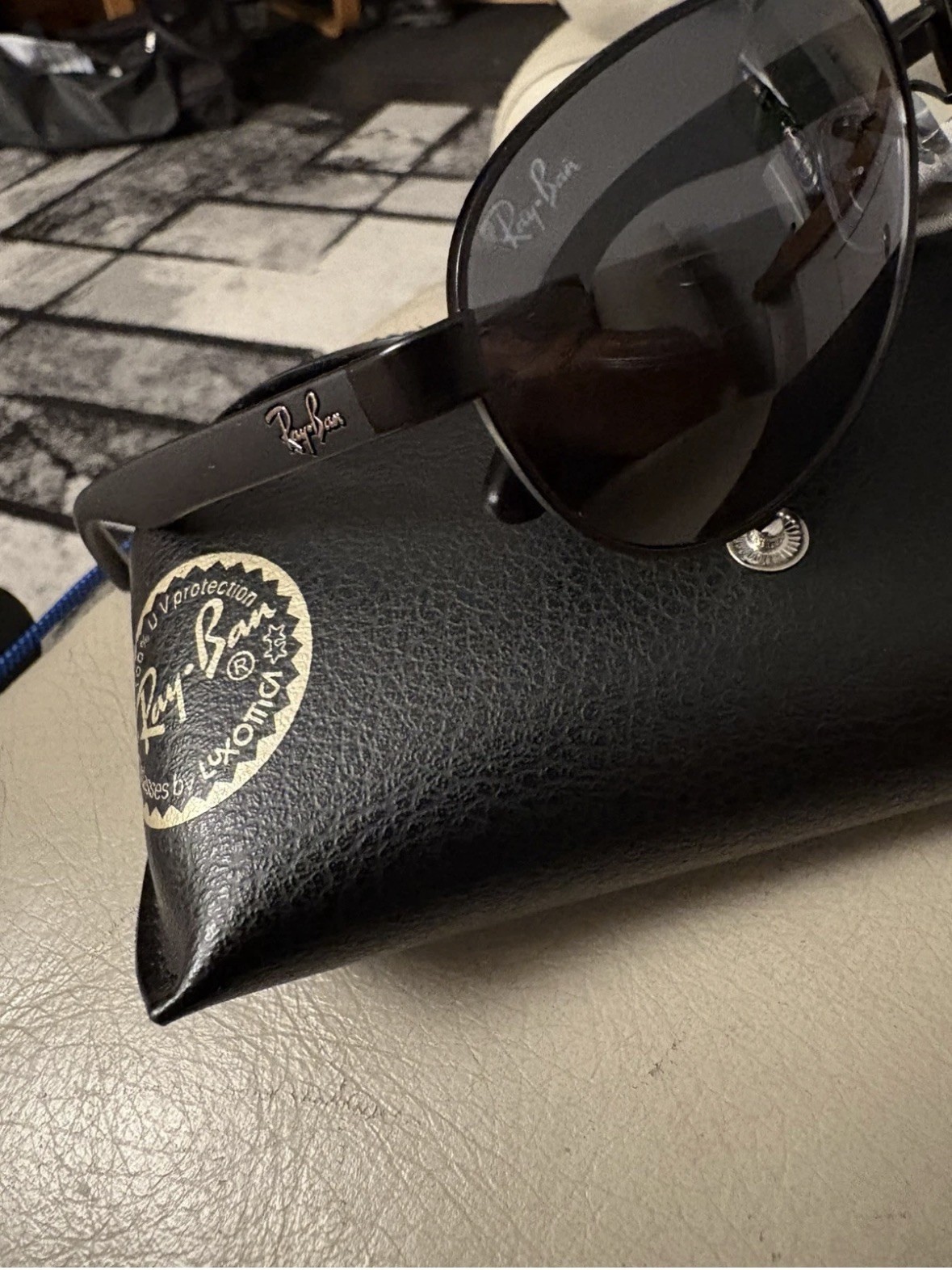 Ray Ban SMALL TRANSPARENT Sticker – Qty1 – (Tracked delivery – UK Only)