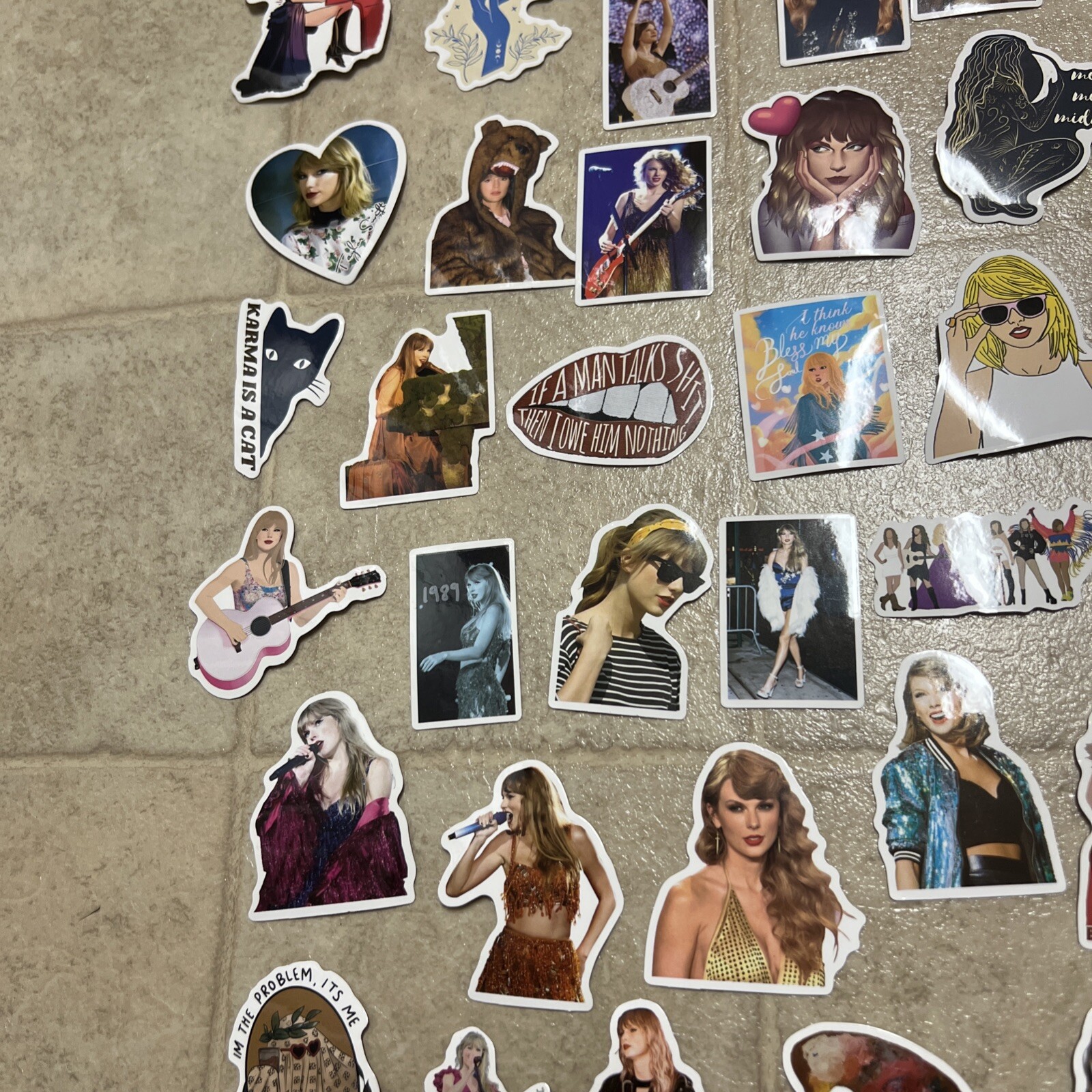 100 Piece Taylor Swift Stickers Laptop Luggage Decals Dope Wall Sticker Lot D