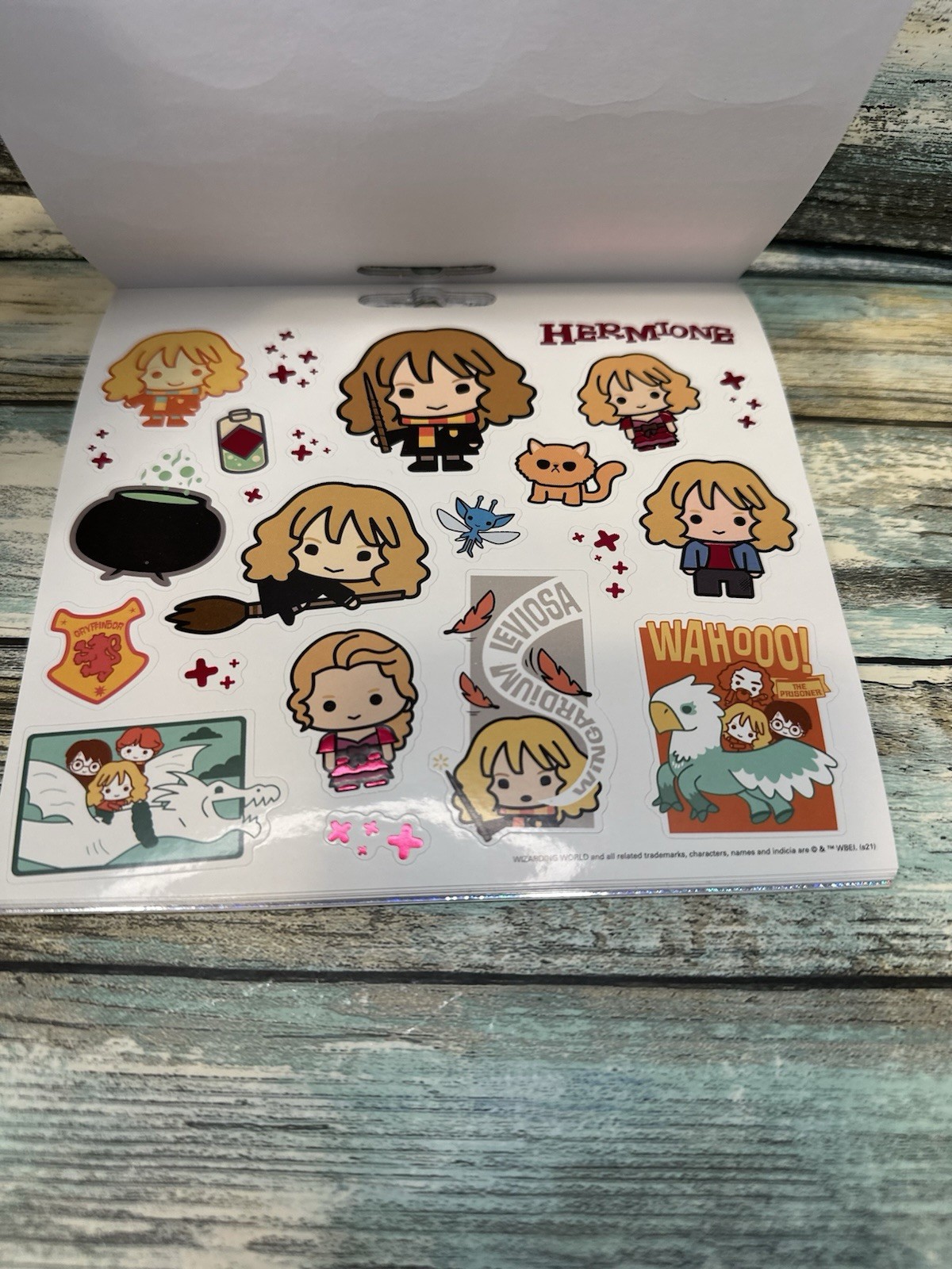 NEW Harry Potter ⚯ ͛ Sticker Book Over 400 Official Stickers 16 Pages