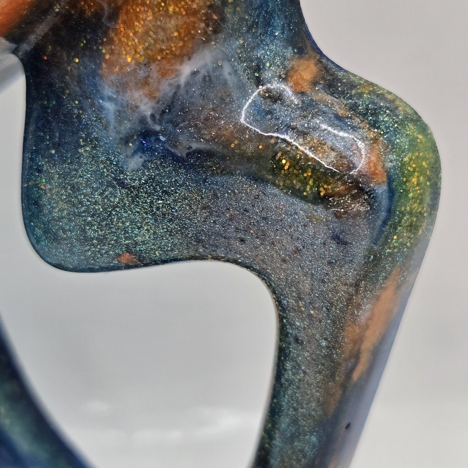 Home Decor Set of 2 Resin Graffiti Thinker Statues Accent Abstract Glitter 5"H