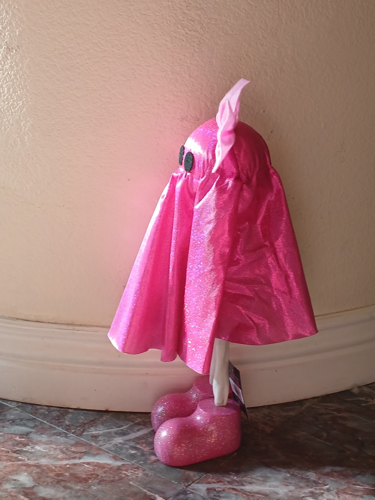 Mini Hot pink Ghost figurine for decoration