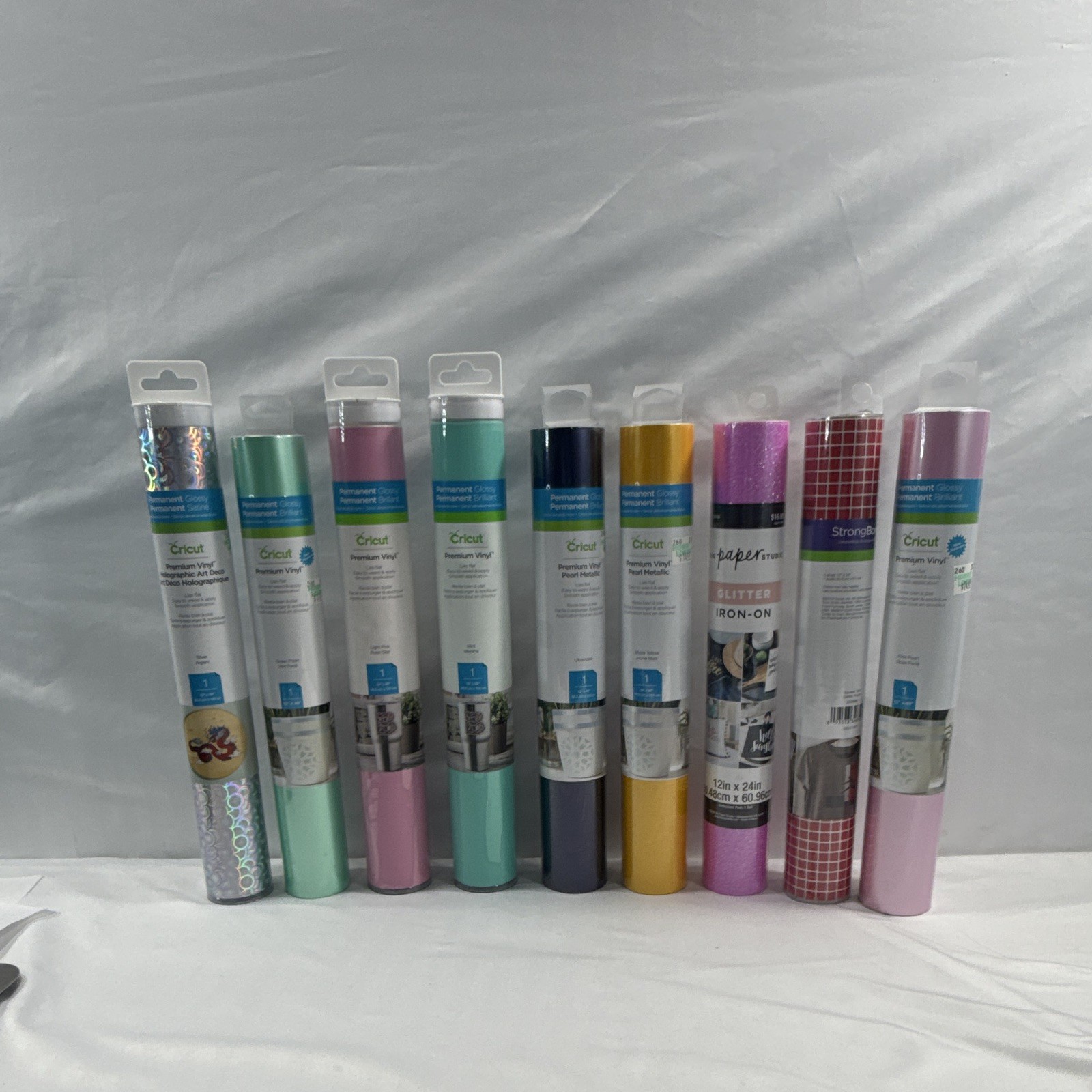 Cricut Premium Vinyl Roll Lot – Assorted Premium Vinyl Rolls, Multiple Rolls