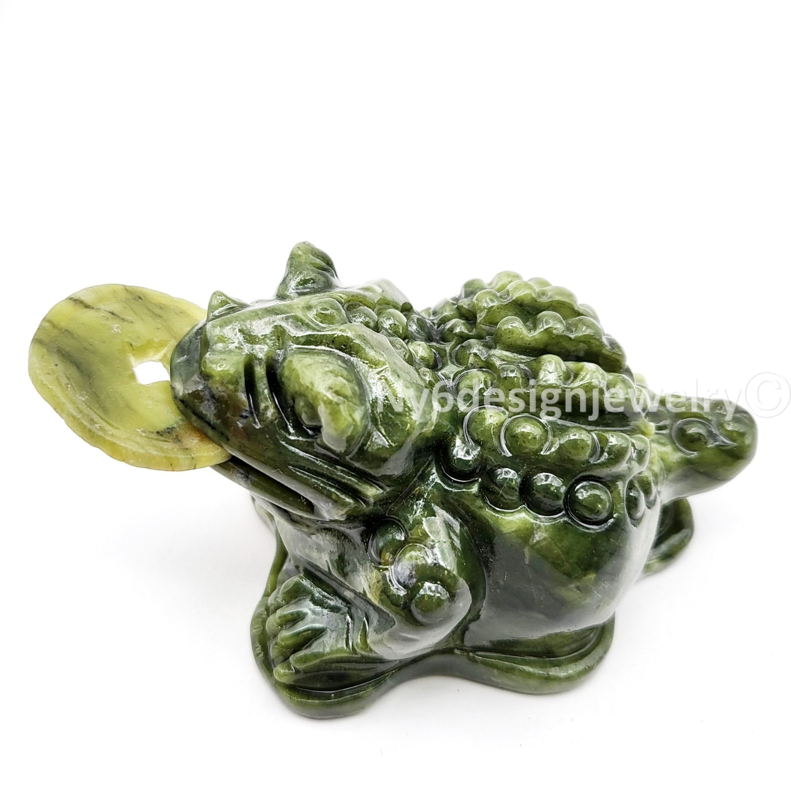 Feng Shui Money Frog Jade Statue – Three Legged Toad of Wealth, Lucky Money Frog