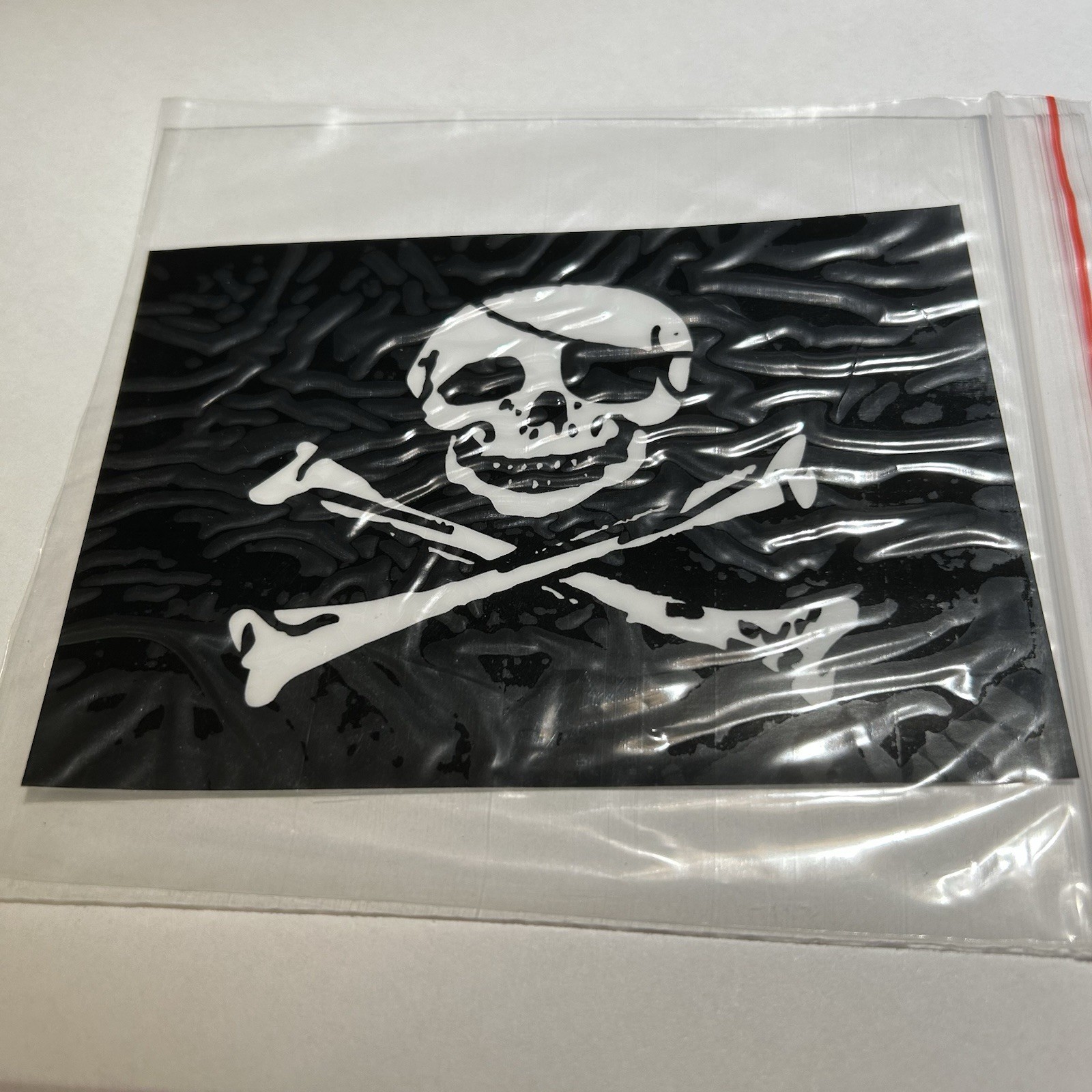 Jolly Roger Skull WINDOW CLING Decal Pirate Boat Flag Waterproof – 3 1/2 " x 5"