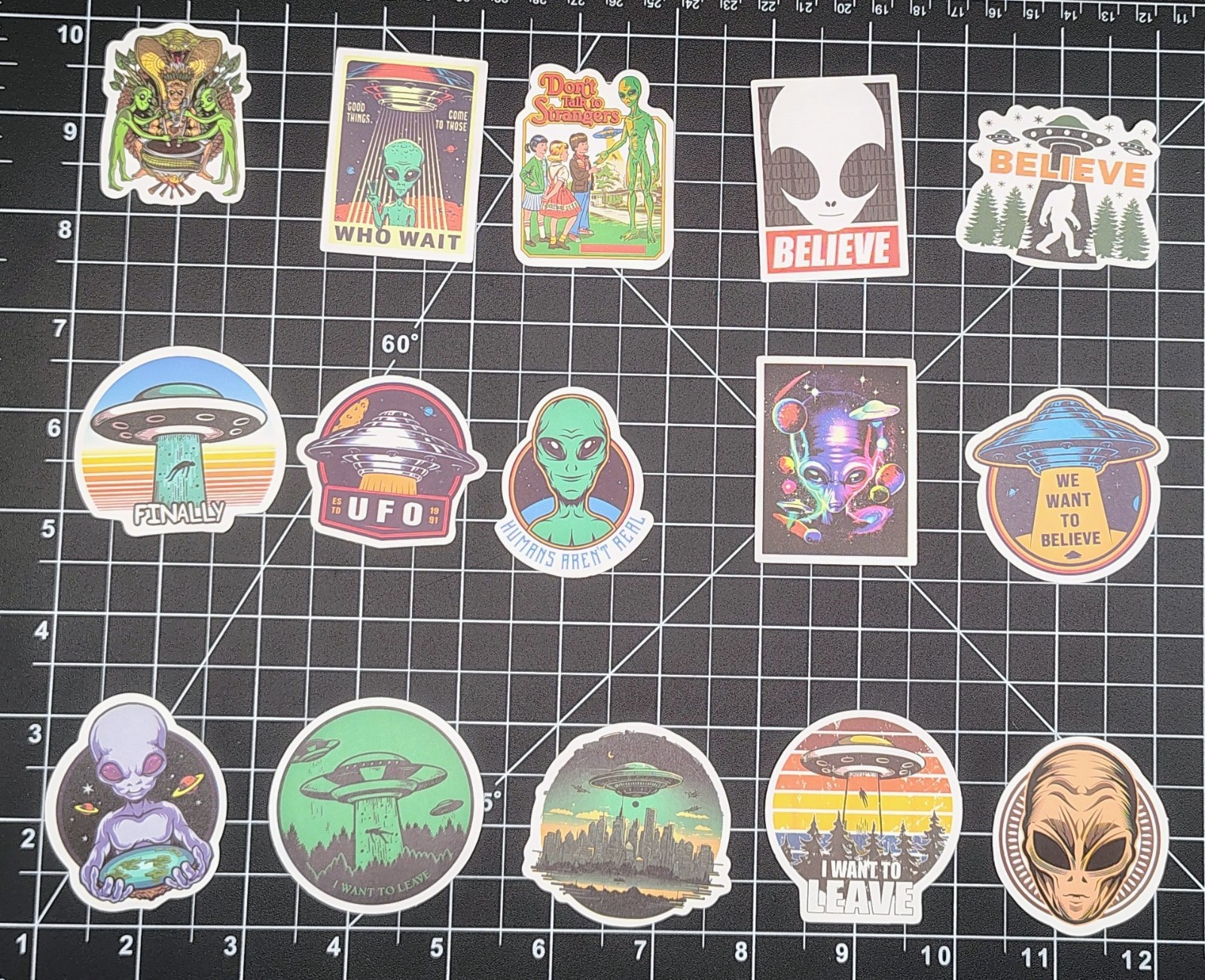 60 Pack Alien UFO Stickers Vinyl Decals Extraterrestrial Space Martian Retro Lot