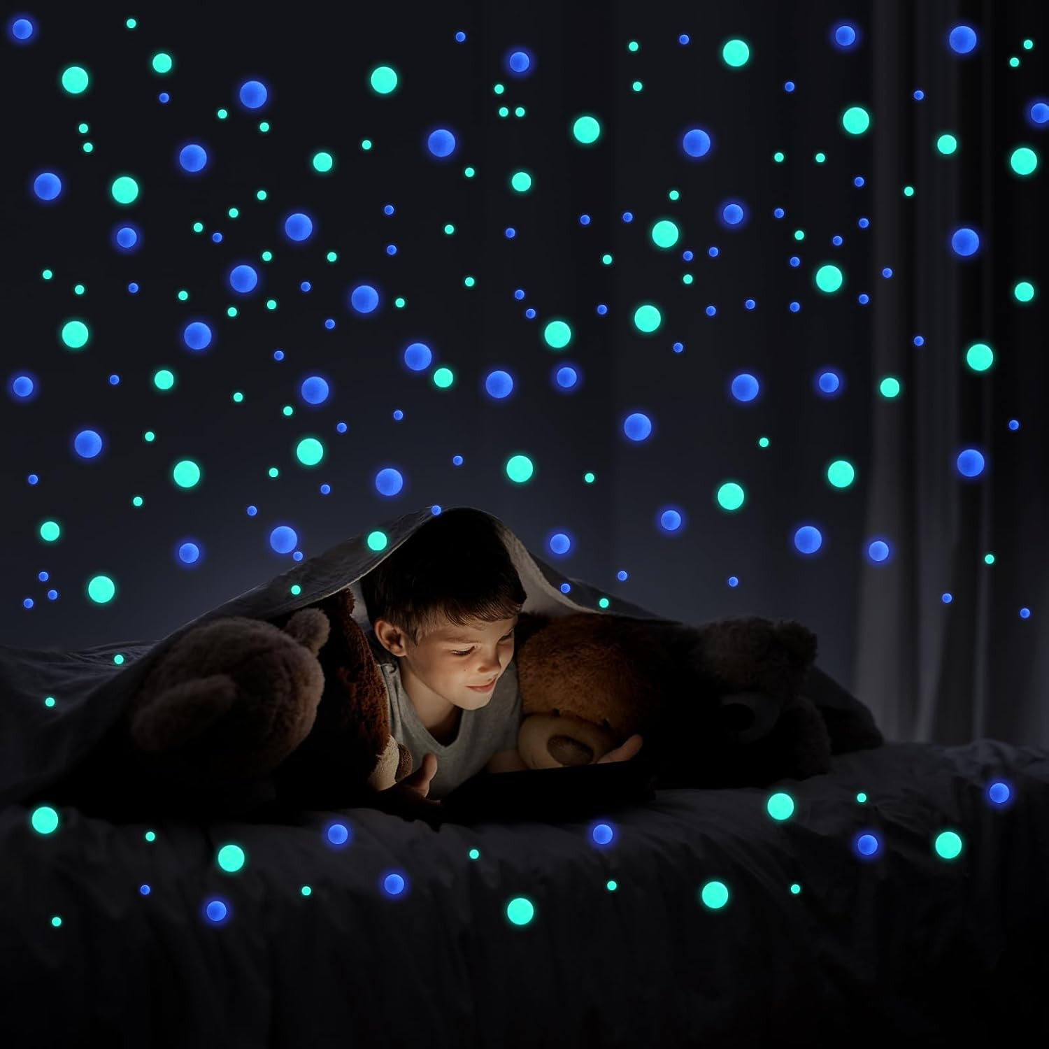 808 Pcs Glow in the Dark Ceiling Stars Wall Decals for Kids Room Decor