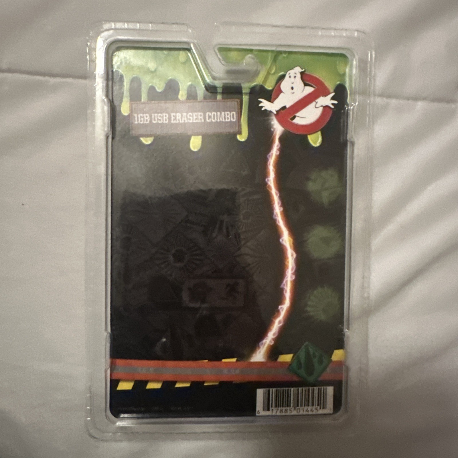 Ghostbusters Ghost Busters Vinyl Sticker Decal 5.5" x 4.75" New & 1 GB USB