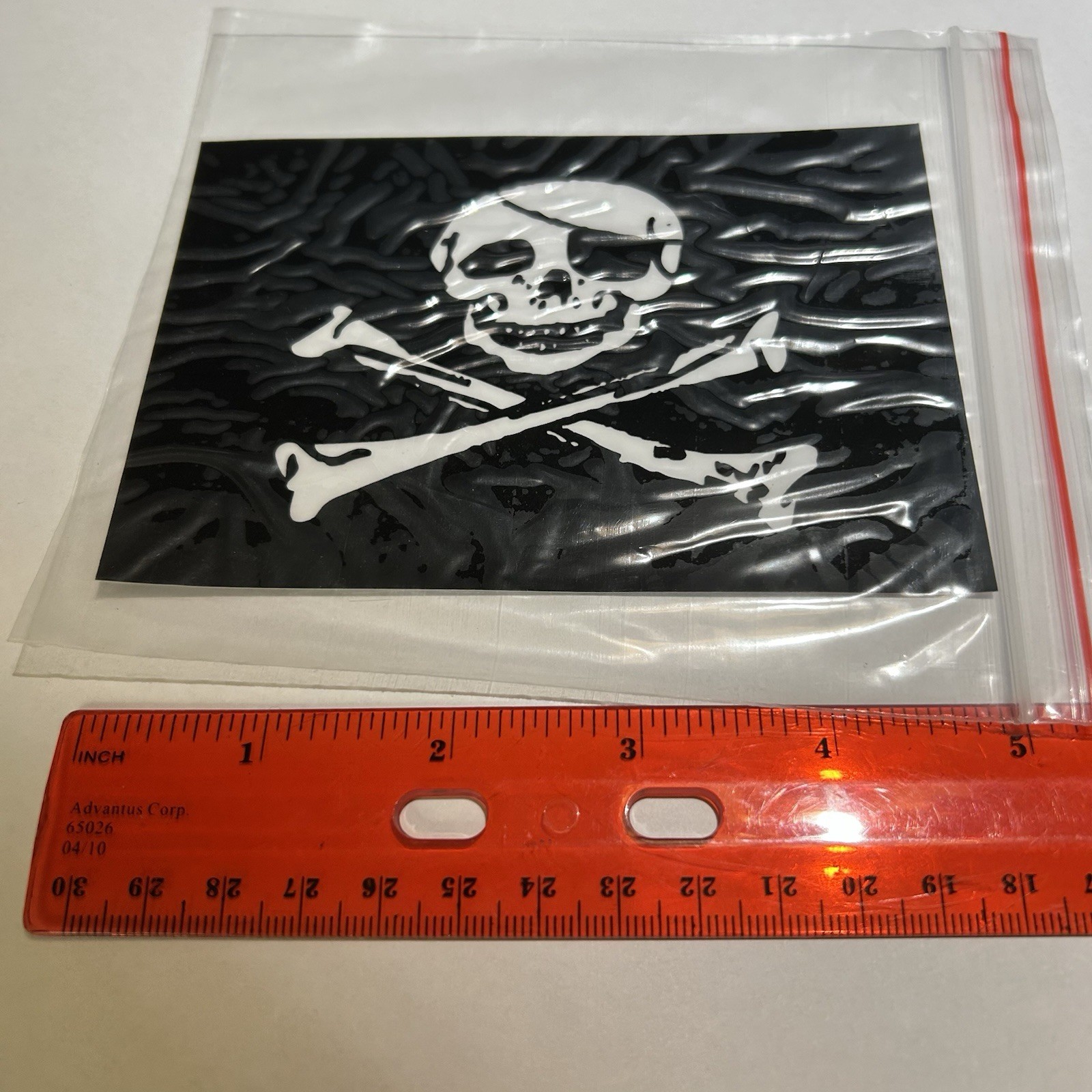 Jolly Roger Skull WINDOW CLING Decal Pirate Boat Flag Waterproof – 3 1/2 " x 5"