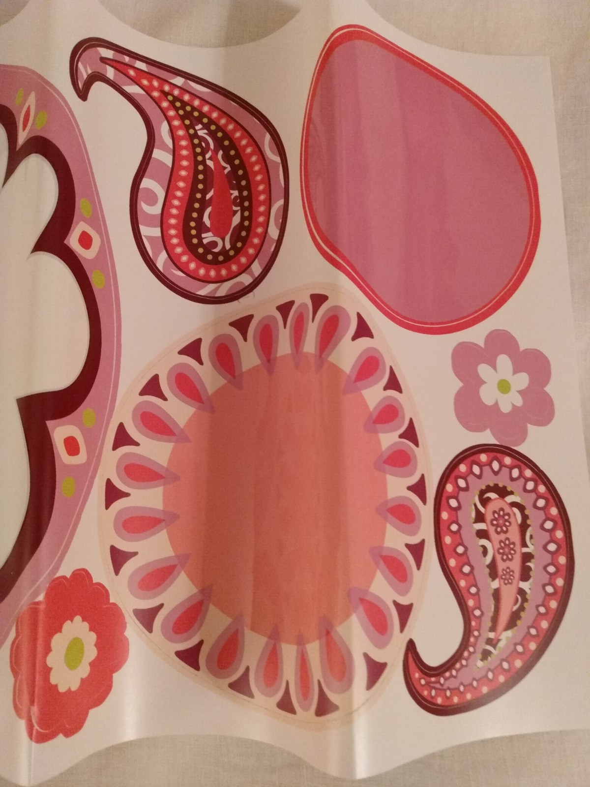 Hot Pink/Purple Vinyl Wall Stickers Decal Sheets Circles Pink Light Design 2011