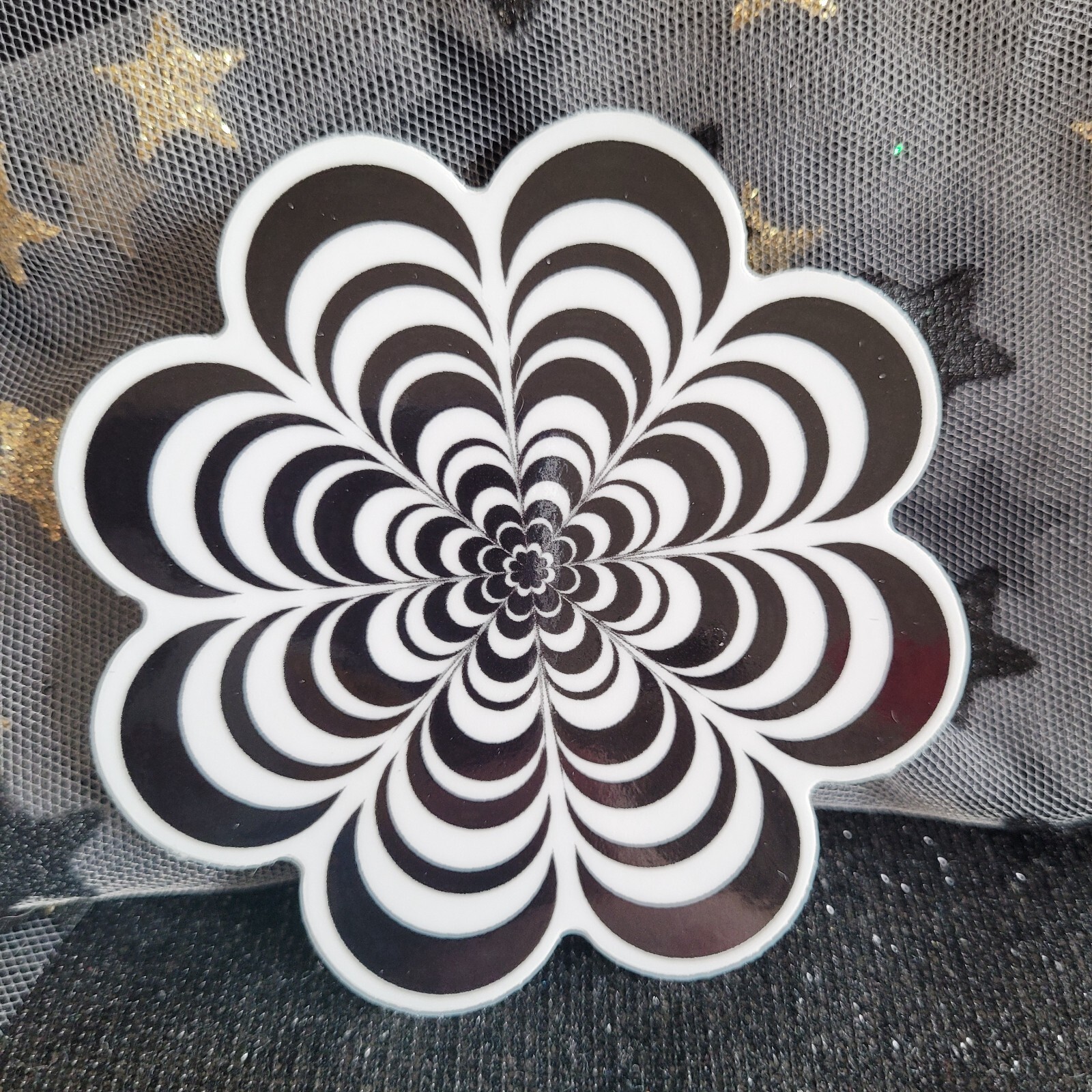 BWC010-Flower Shaped Black White Sticker | Flowers | Monochromatic | Psychadelic