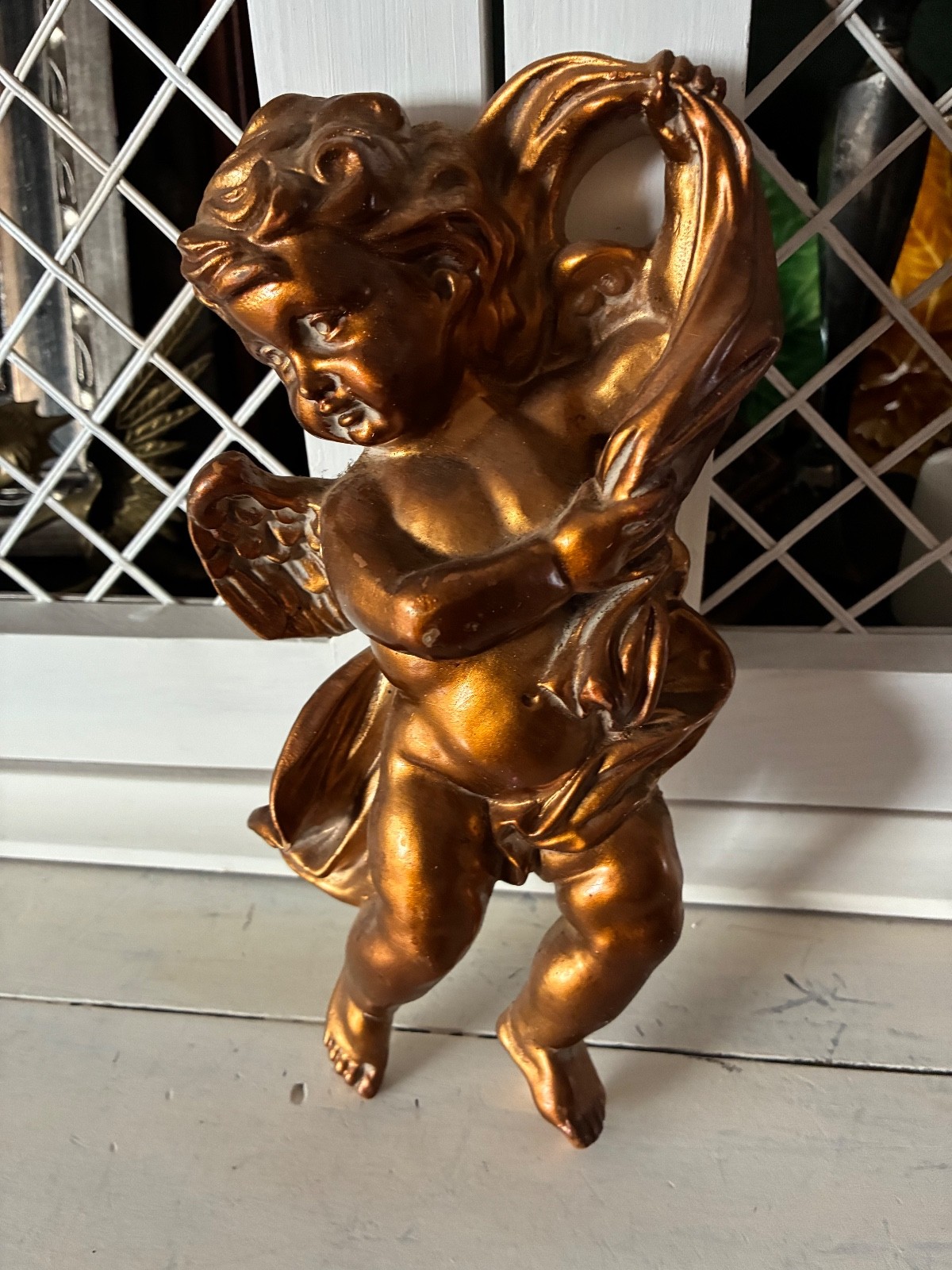 Cherub Angel wall plaque Golden bronze decor preowned