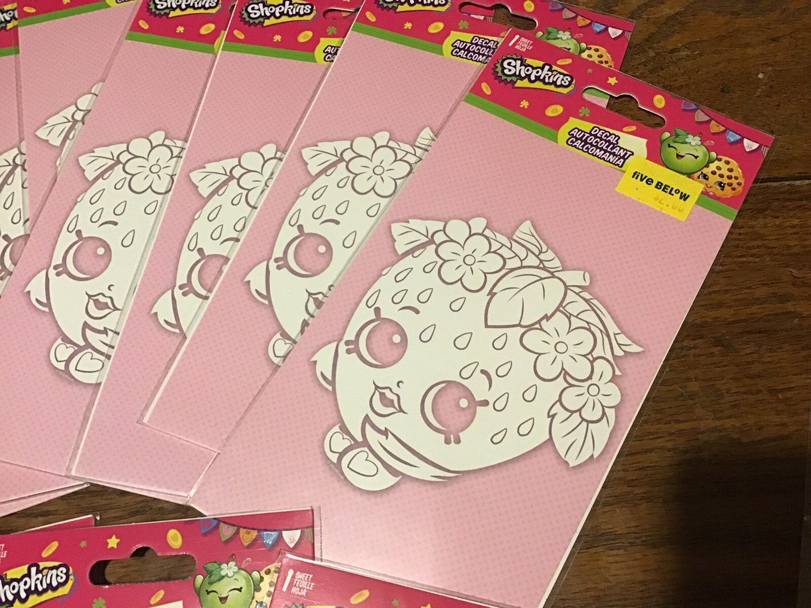 NEW SHOPKINS stickers Decals Lot Of 32 Packs Children LOVE Figures lipstick