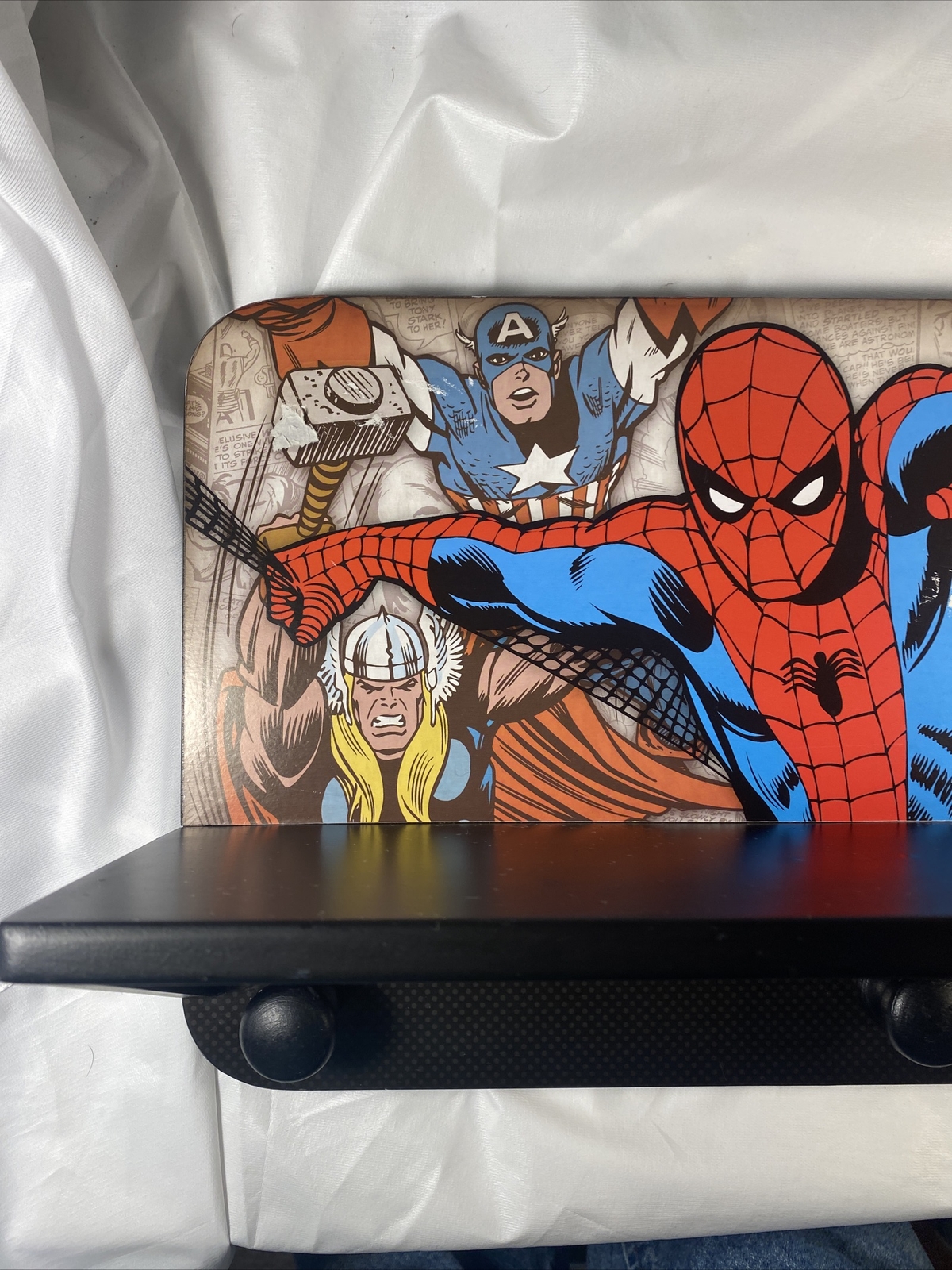 NEW MARVEL Superheroes Wall Room Decor Fold-Out Shelf Hanger 18” X 10” X 5”